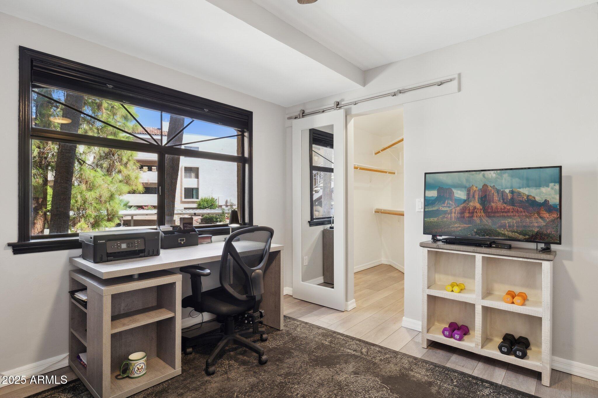 5104 N 32ND Street, 218