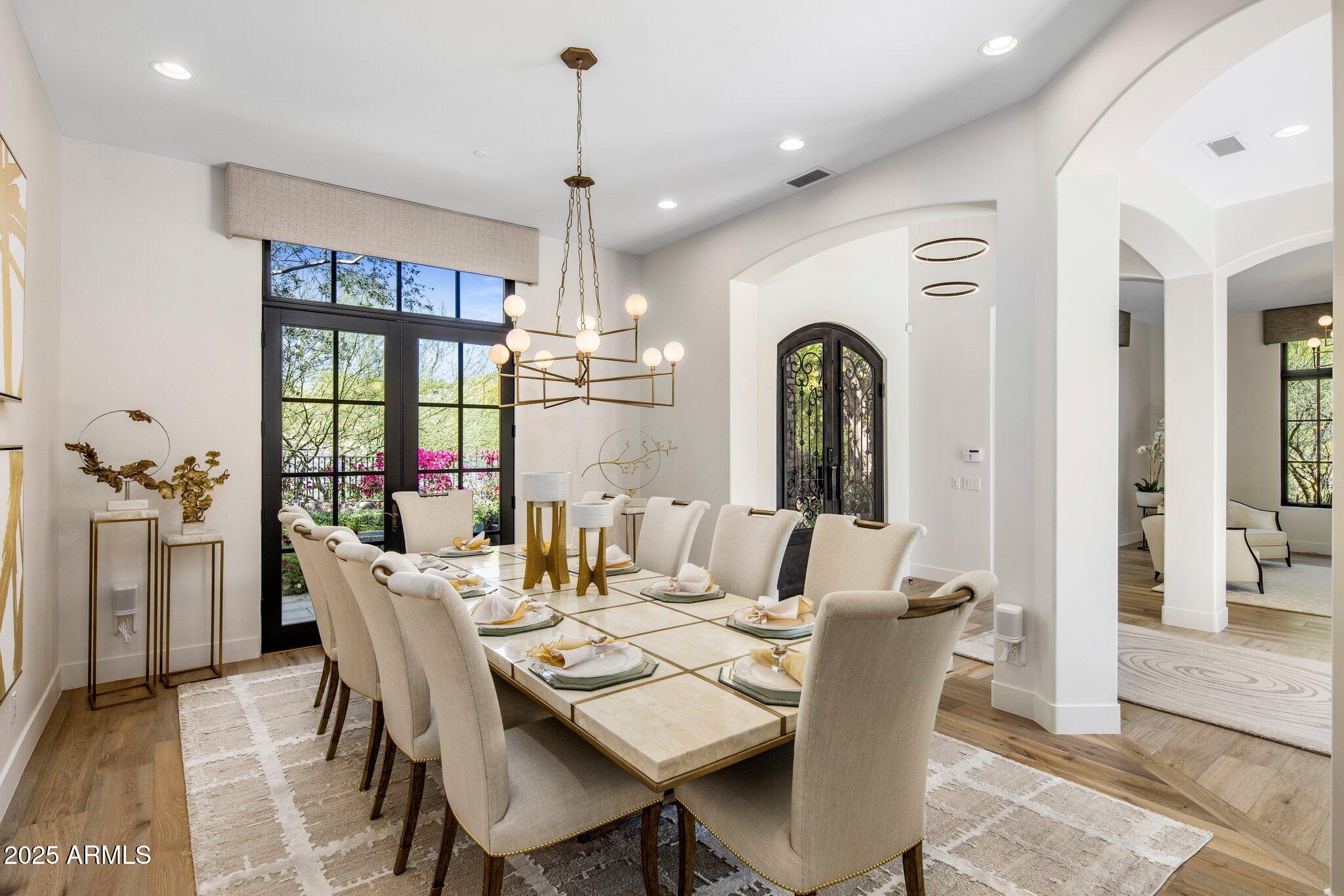 6650 N HILLSIDE Drive