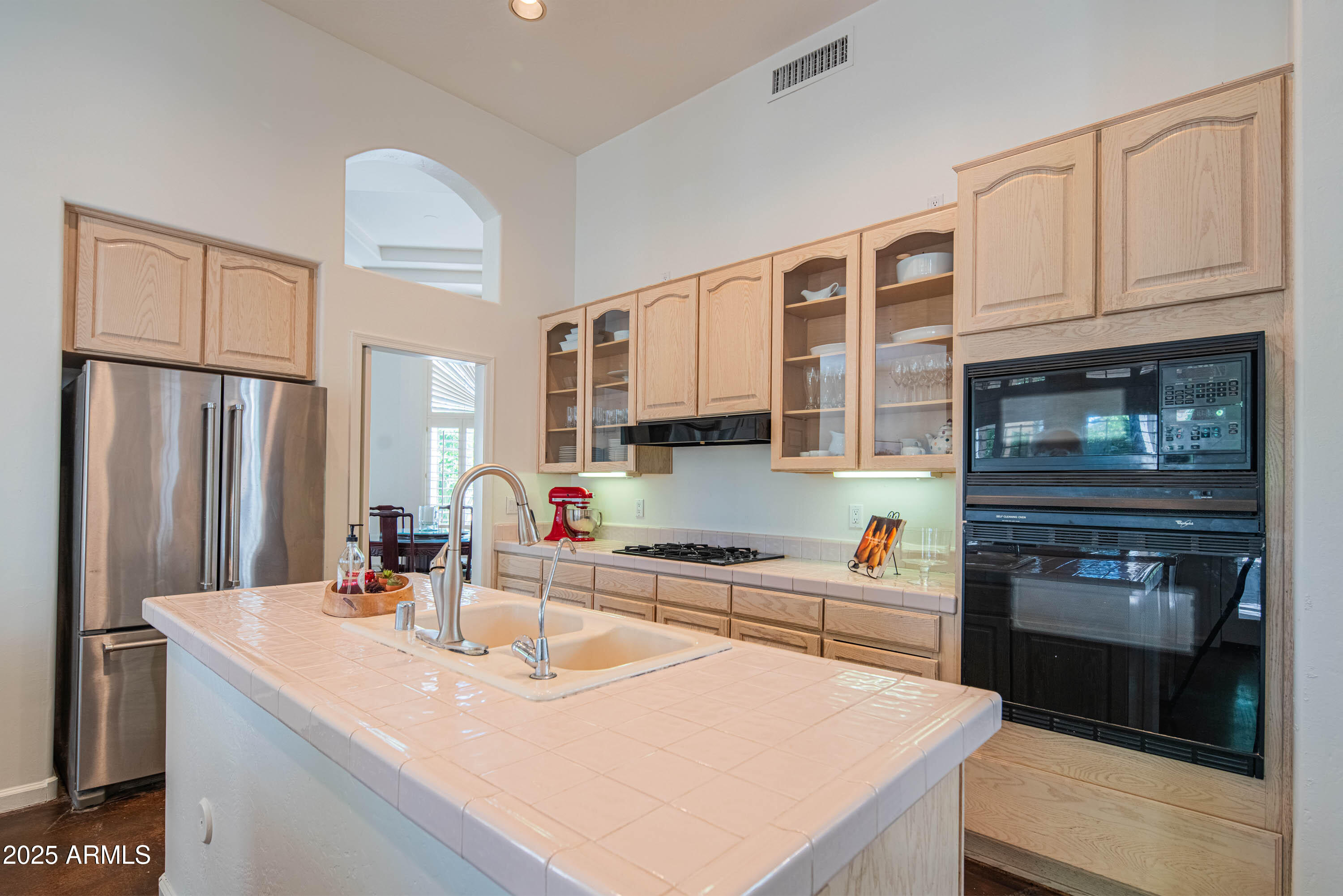 6034 E ANDERSON Drive