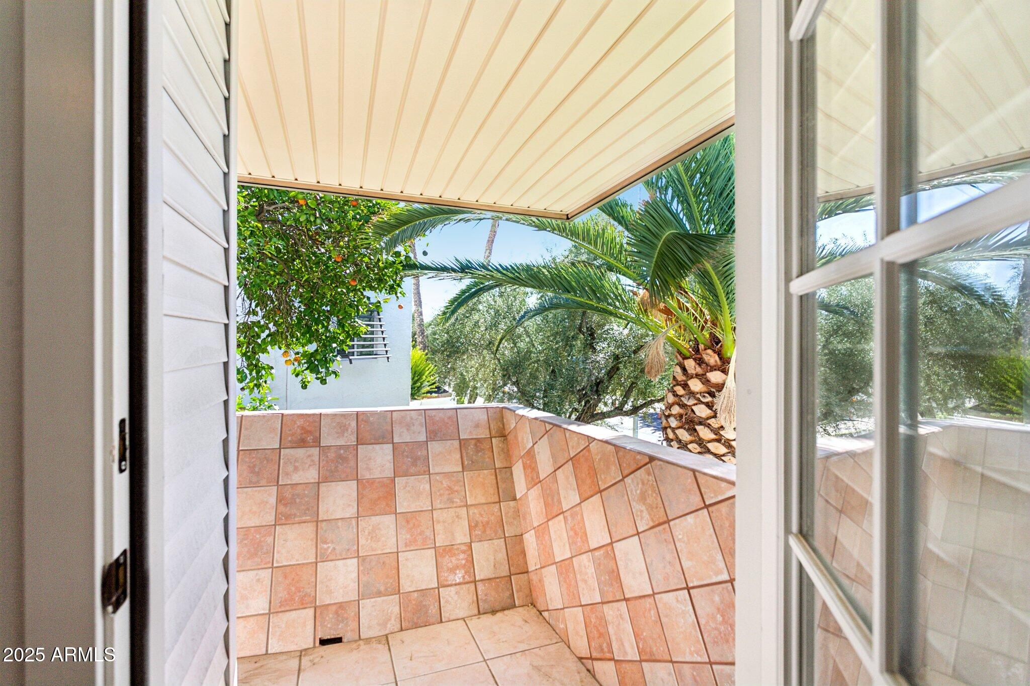 6824 E 2ND Street, 215