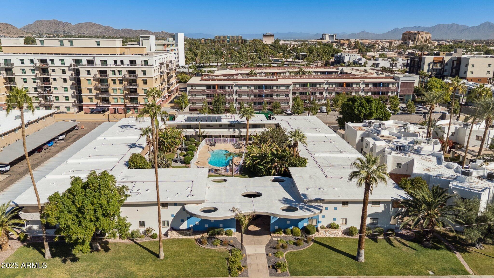 6824 E 2ND Street, 215