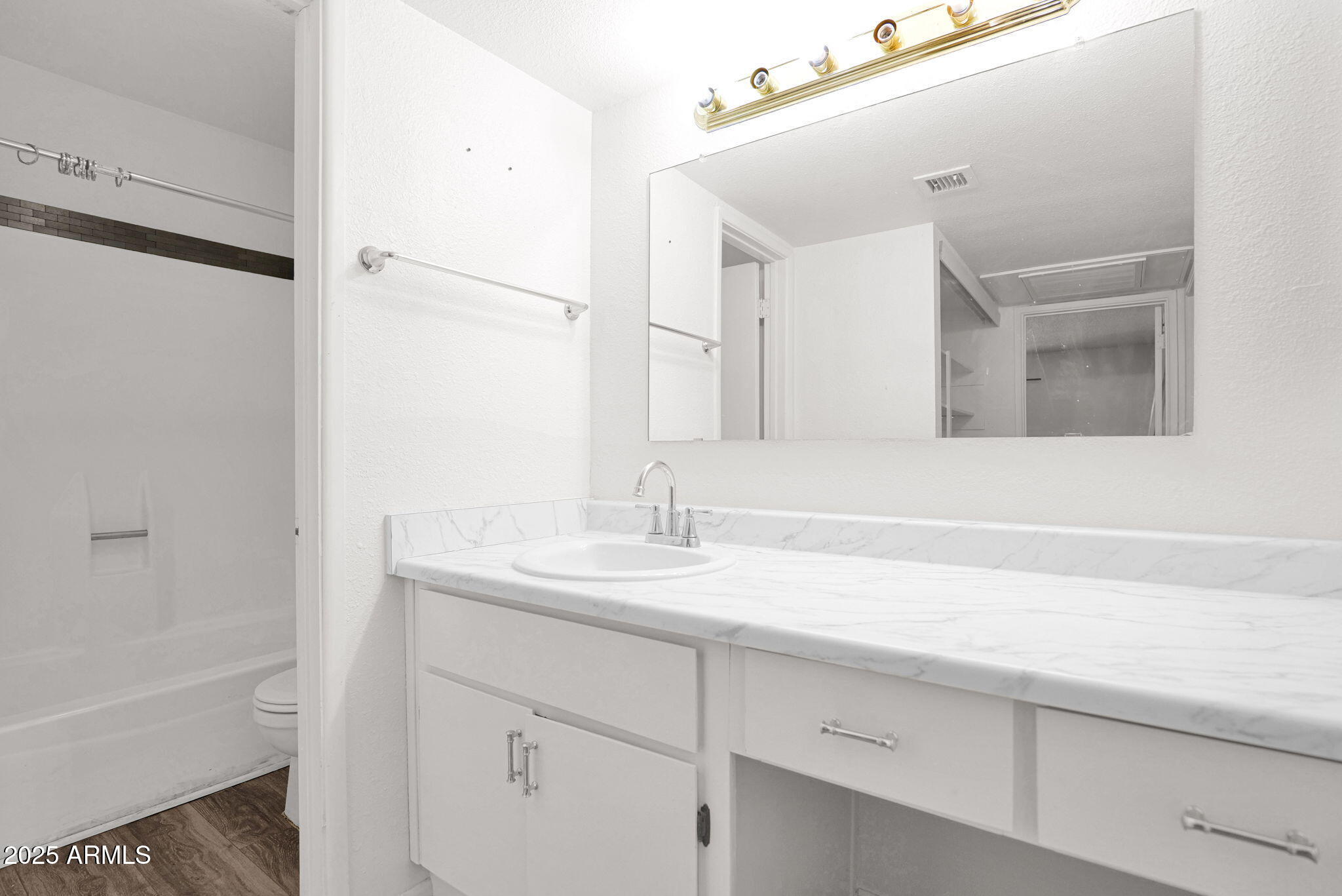 4444 E PARADISE VILLAGE Parkway, 221