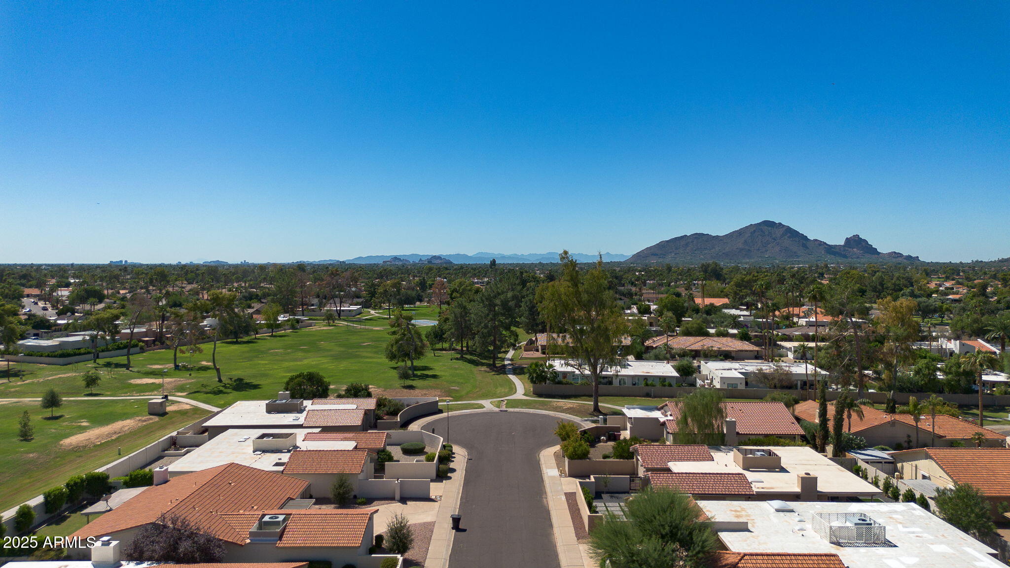 7752 N VIA DEL MUNDO