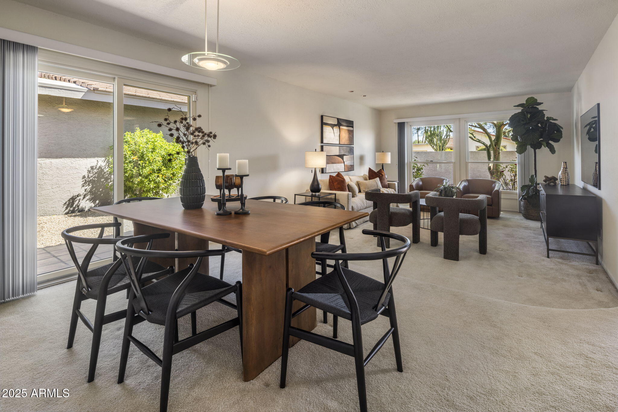 7752 N VIA DEL MUNDO