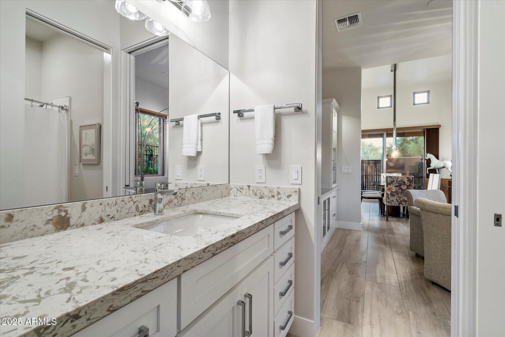 9850 E MCDOWELL MOUNTAIN RANC Road, 1019