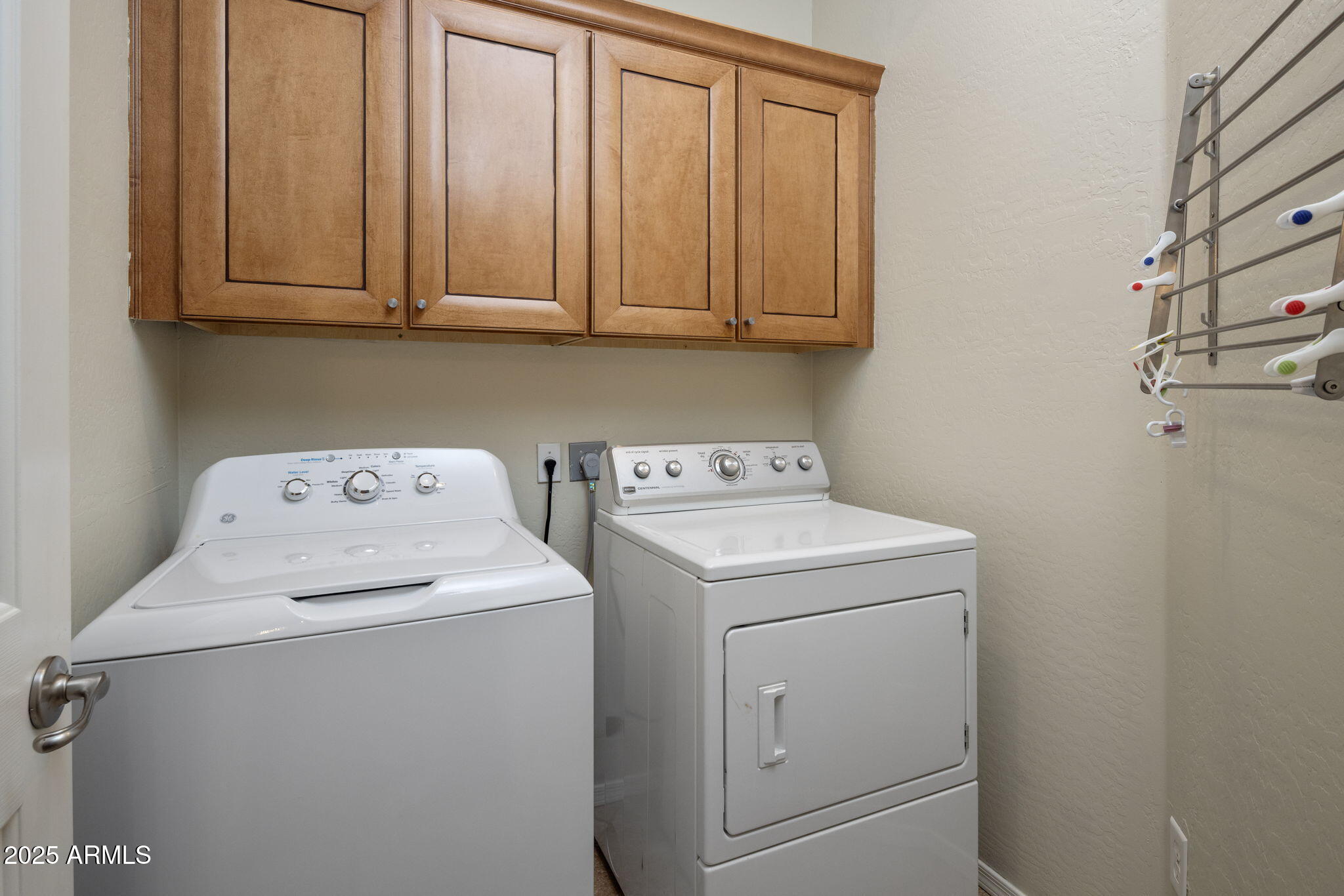 1351 N PLEASANT Drive, 1118