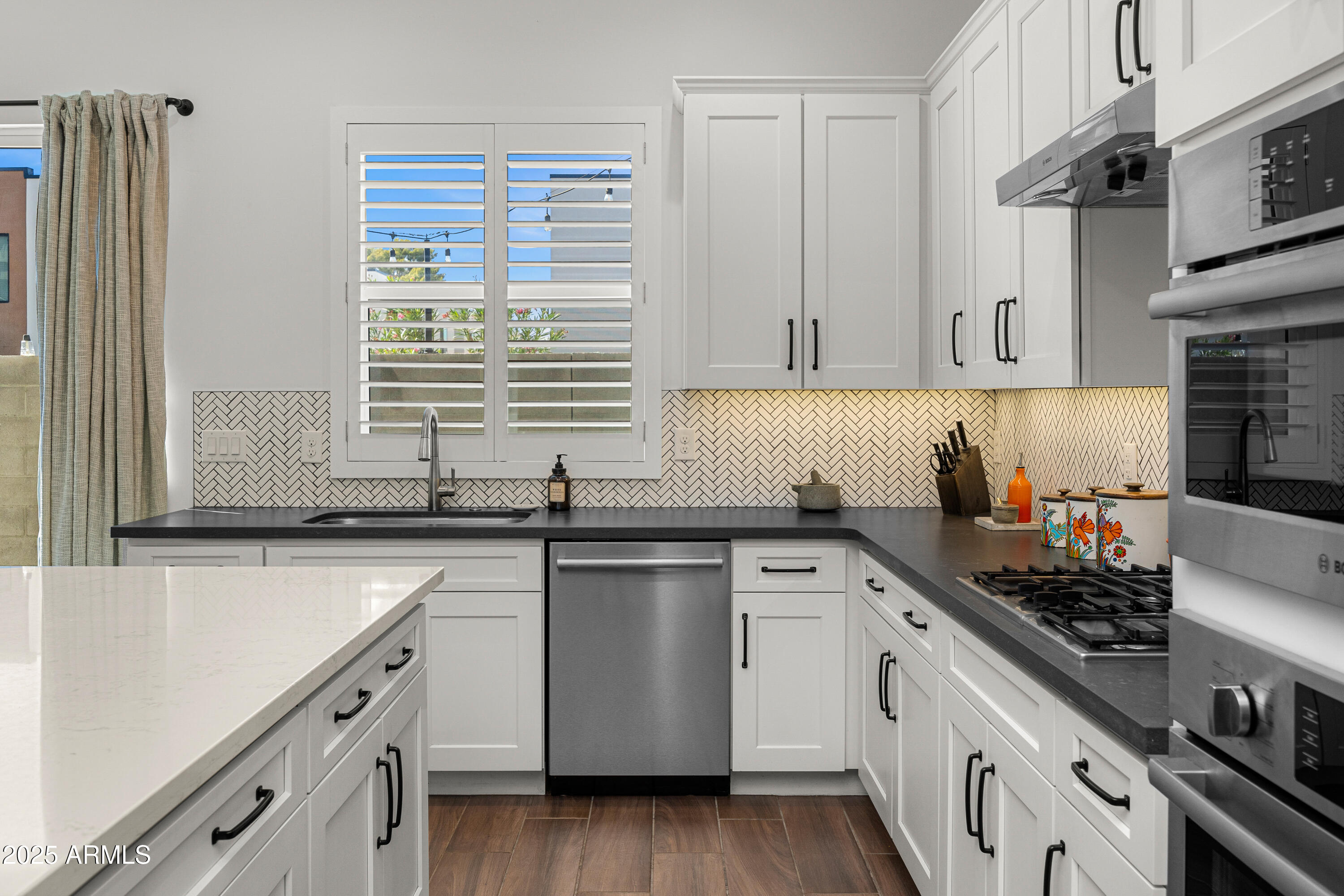 3200 N 39TH Street, 11