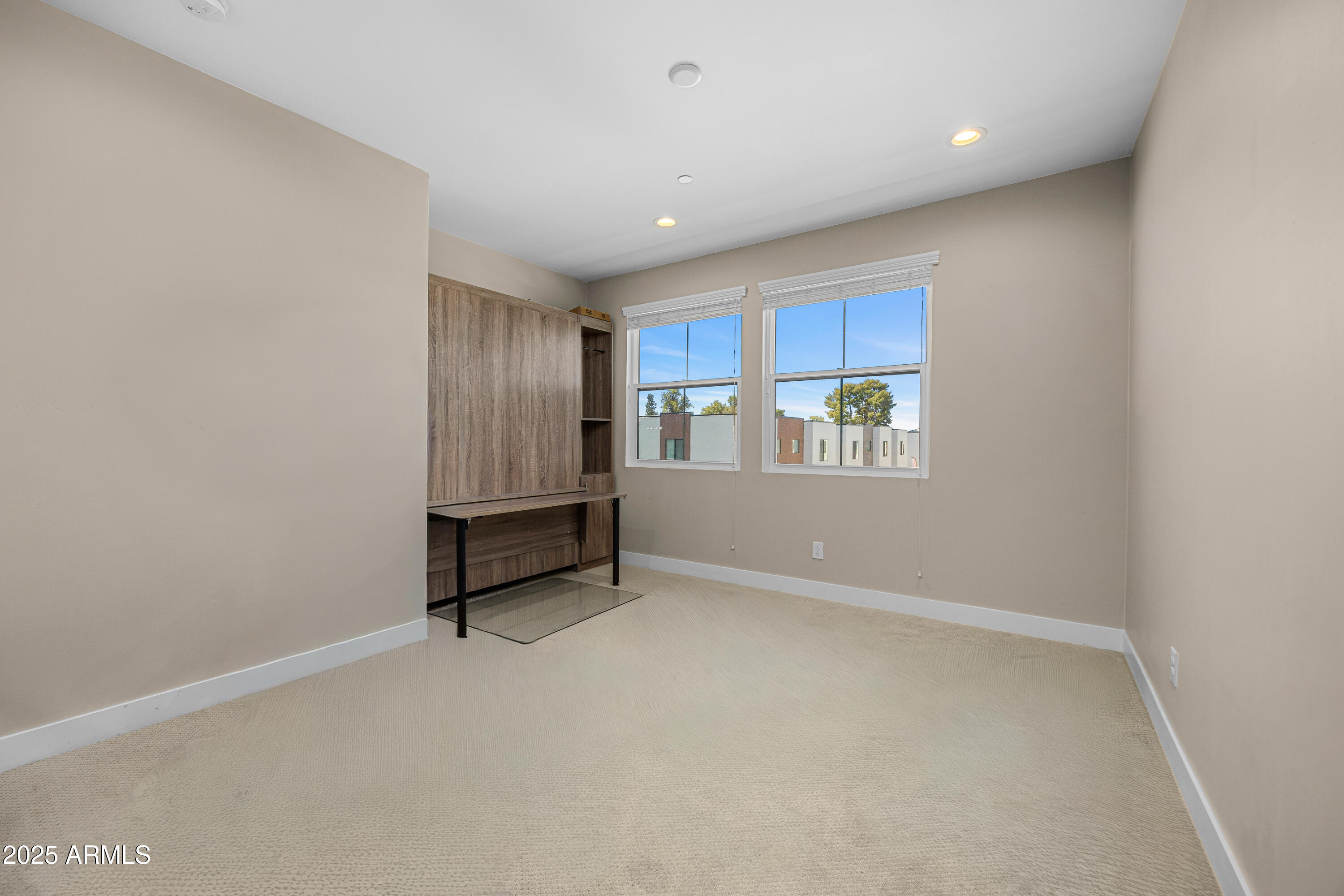 3200 N 39TH Street, 11