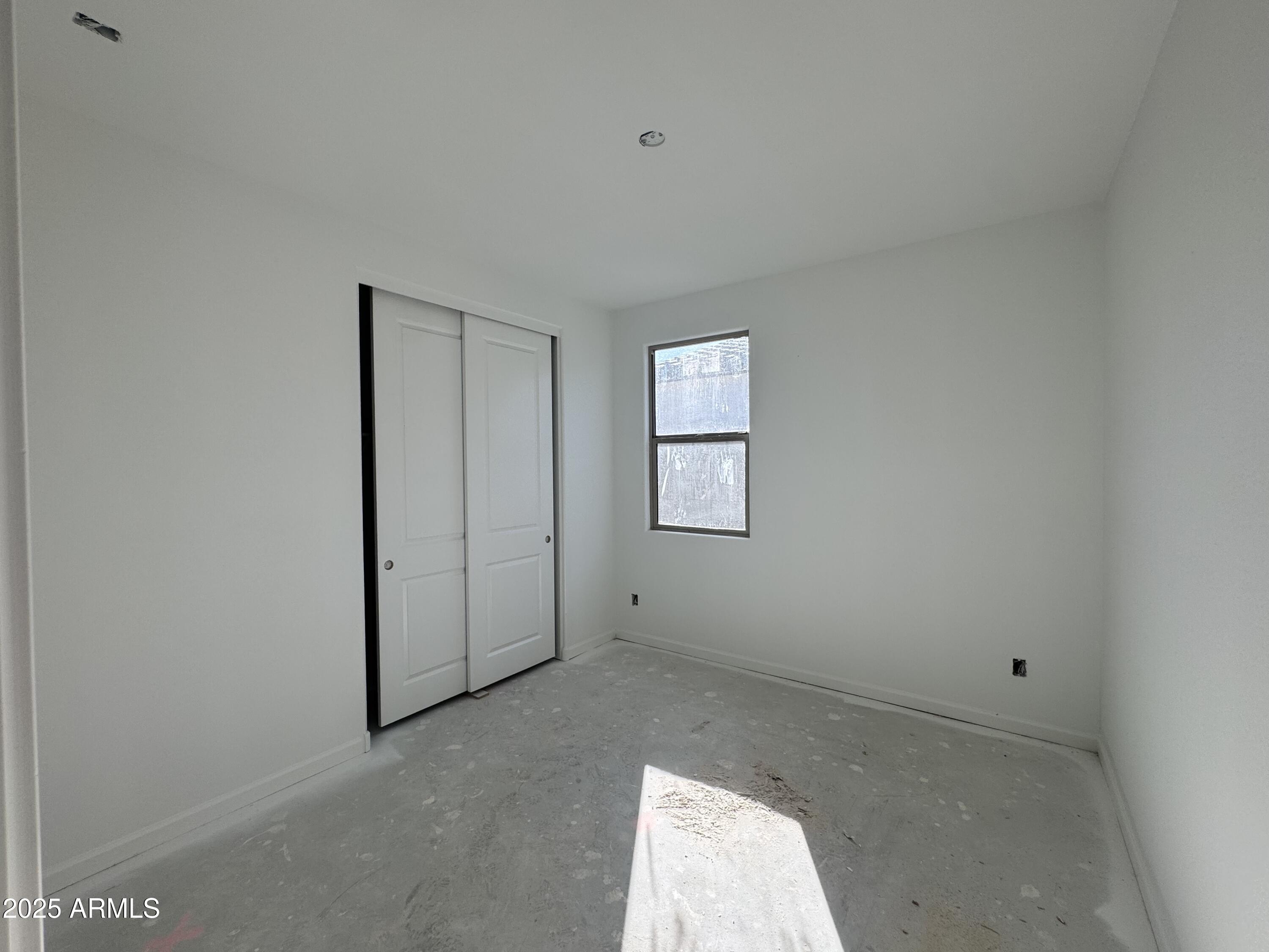 15739 W CAMDEN Avenue