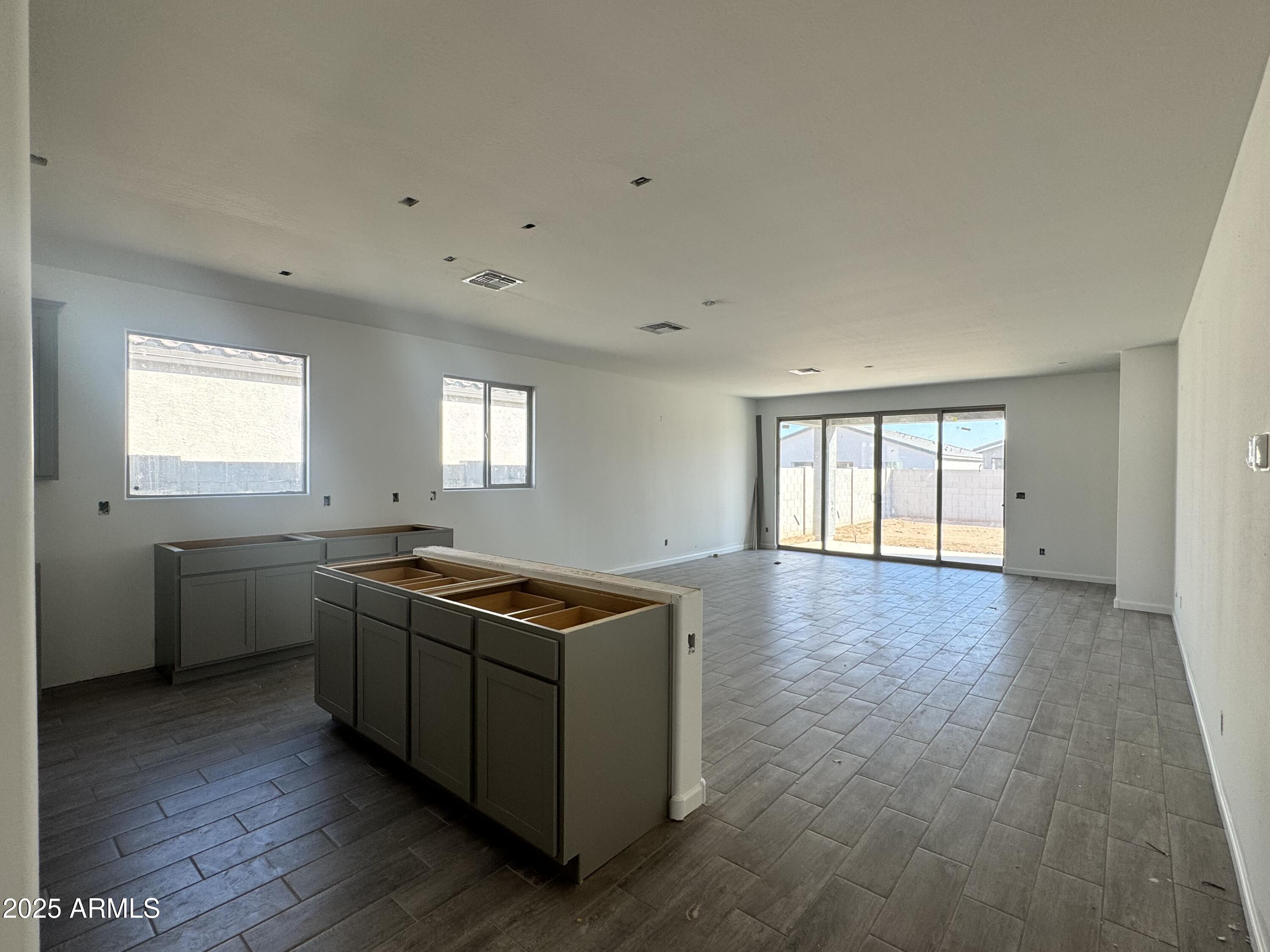 15739 W CAMDEN Avenue