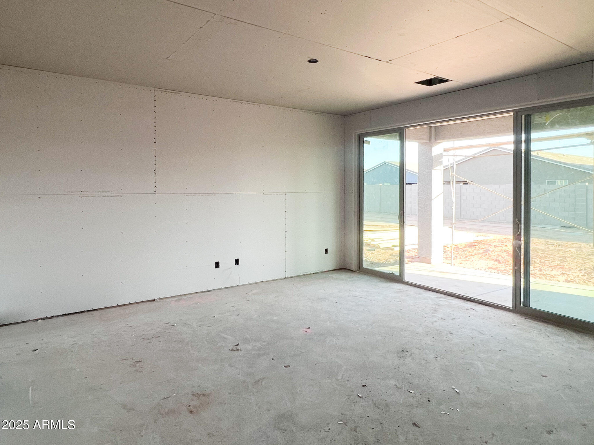 15723 W CAMDEN Avenue