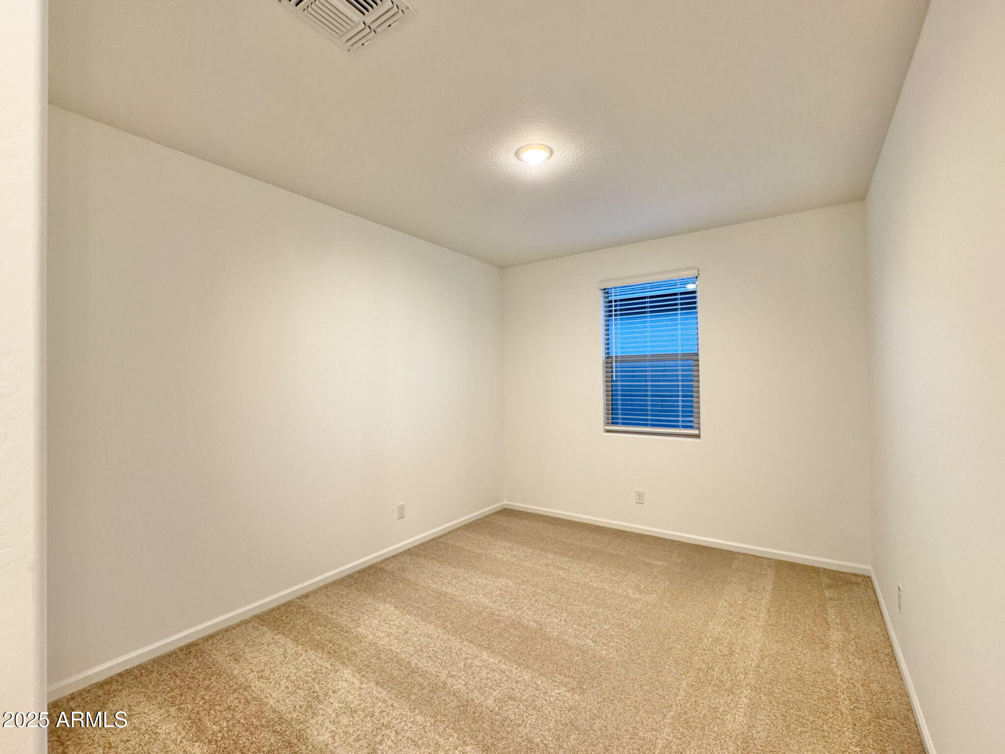 15723 W CAMDEN Avenue