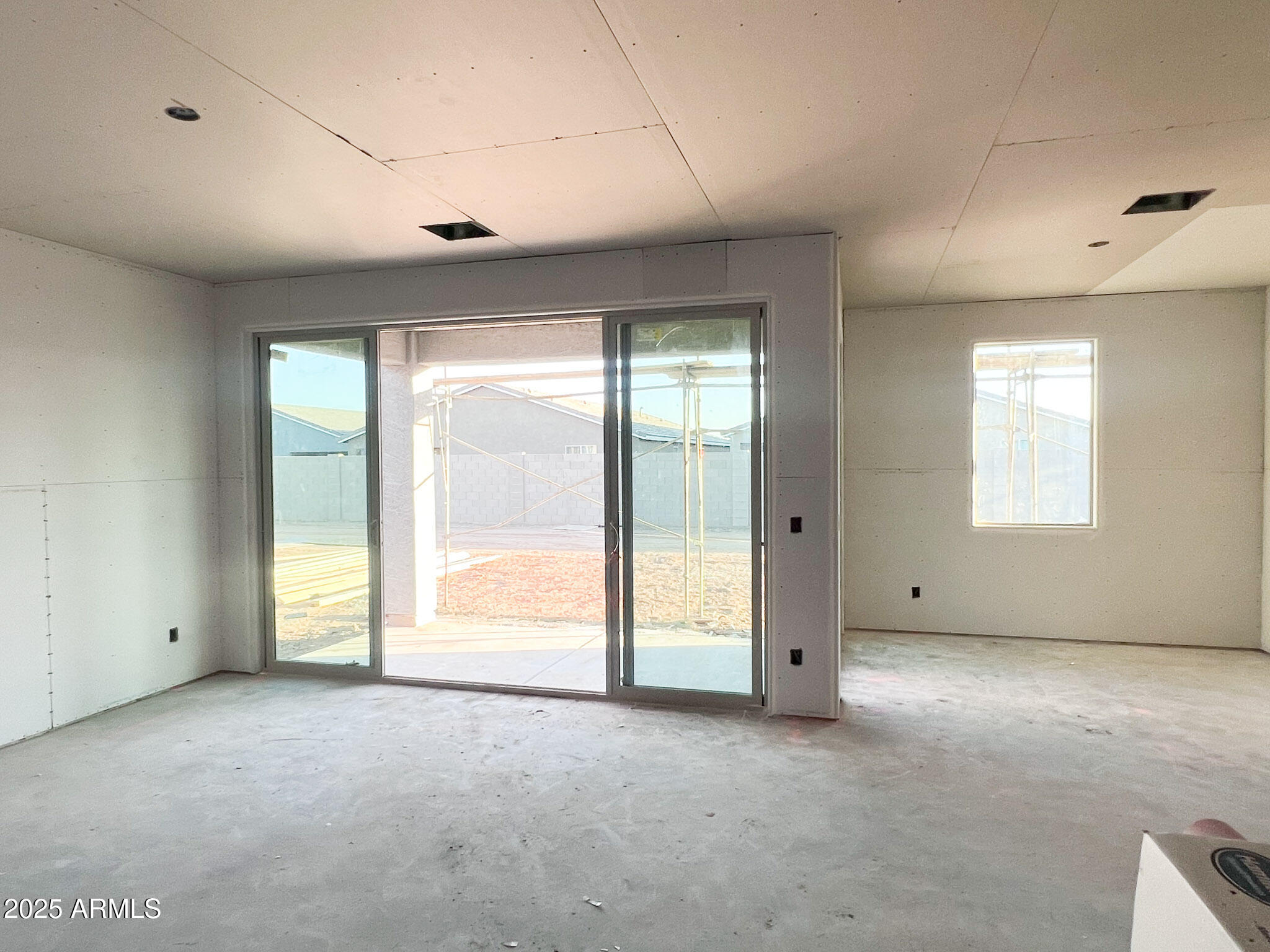 15723 W CAMDEN Avenue