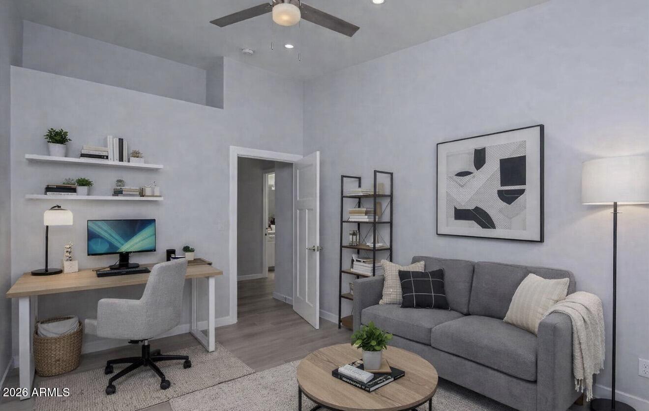 2515 E BROADWAY Road