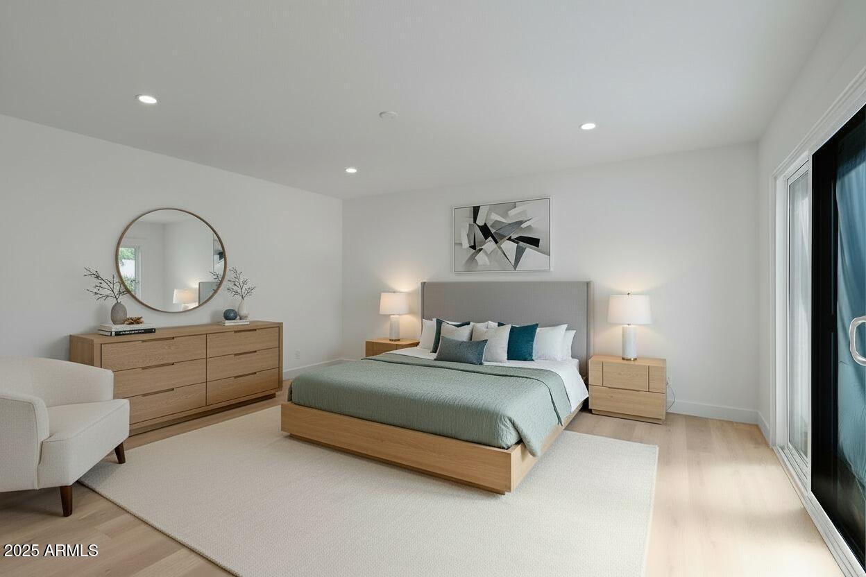 6731 E MORELAND Street