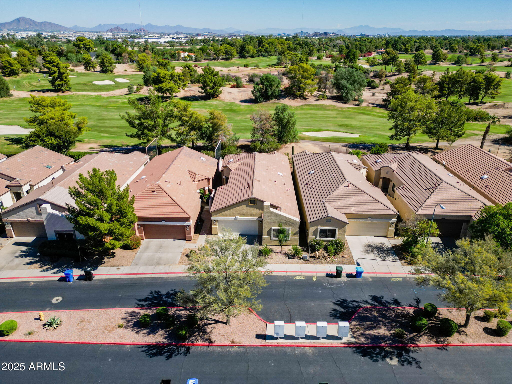 3252 E MALDONADO Drive