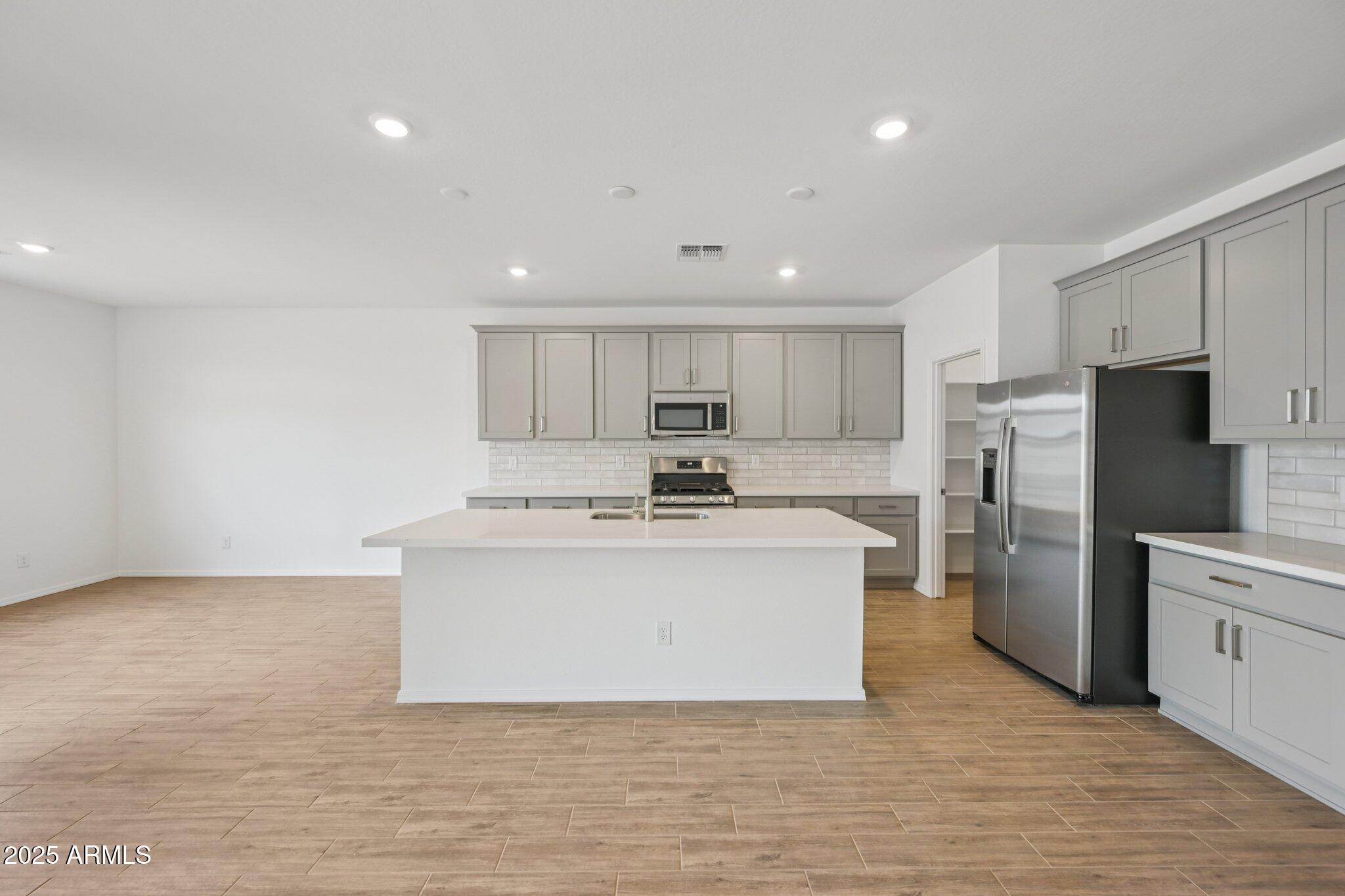 46985 W CANSADOS Road