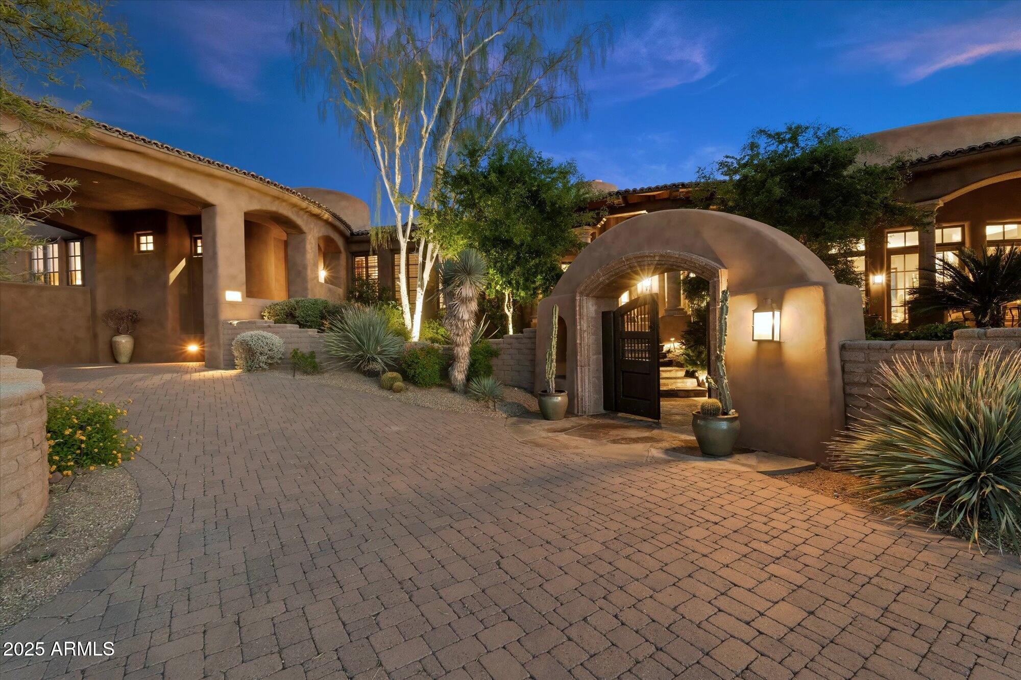 9743 E MADERA Drive, Scottsdale