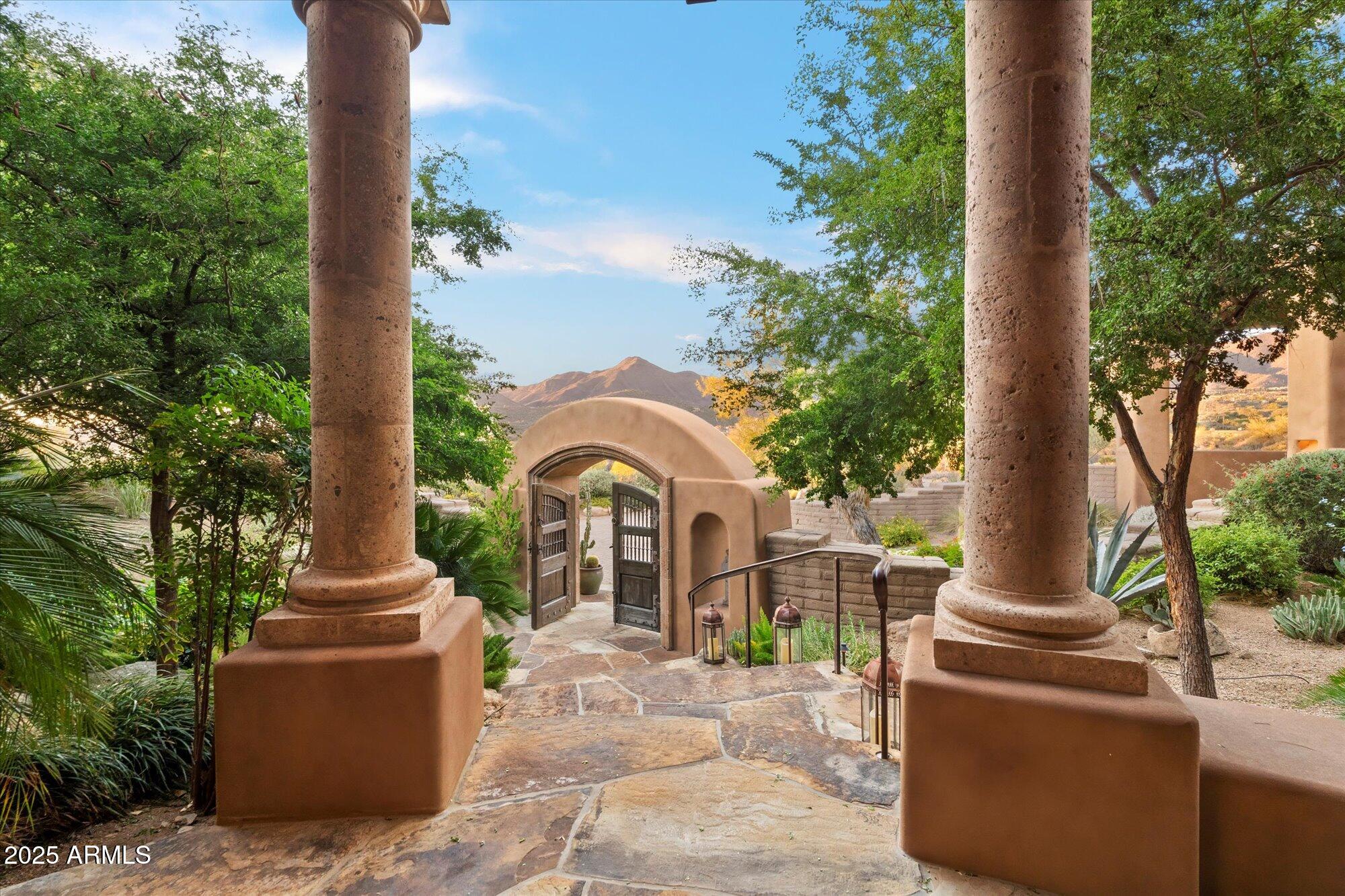 9743 E MADERA Drive, Scottsdale