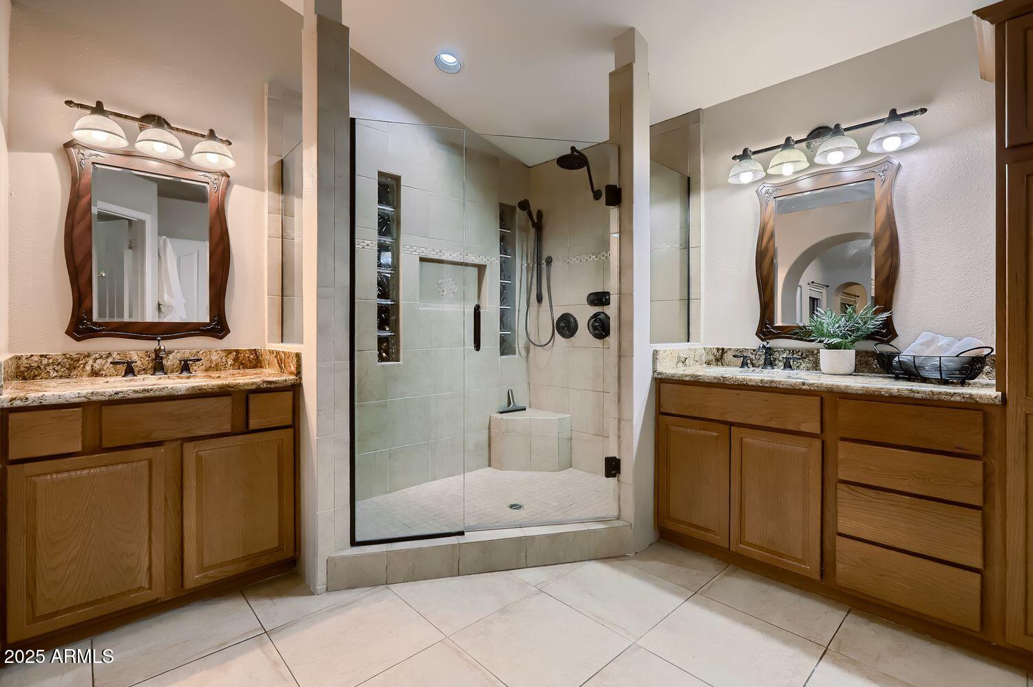 761 E MOUNTAIN SKY Avenue