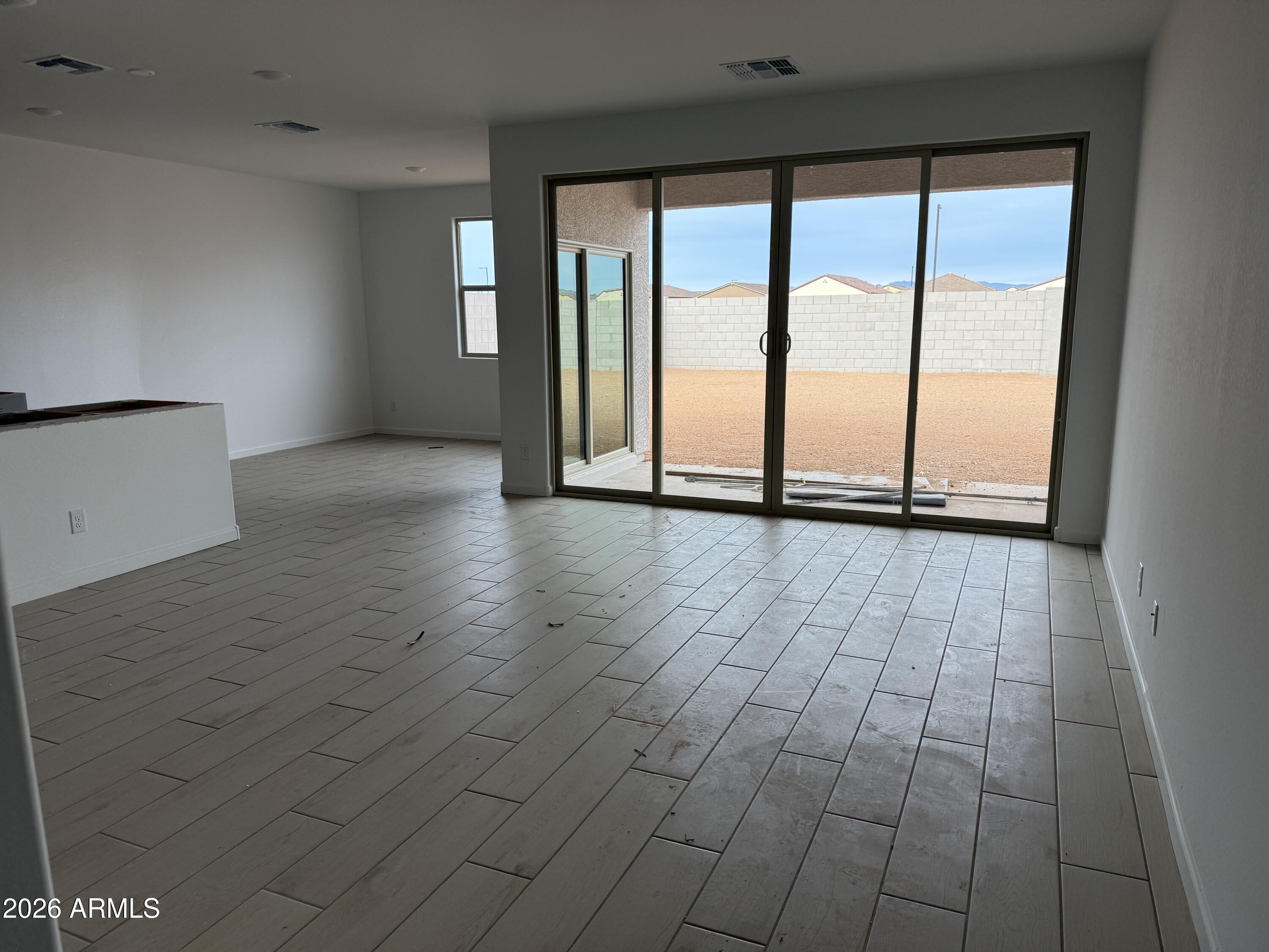 18248 W CAMINO DE ORO