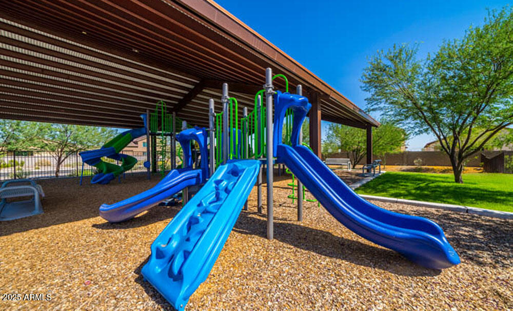 18200 W LA SENDA Drive