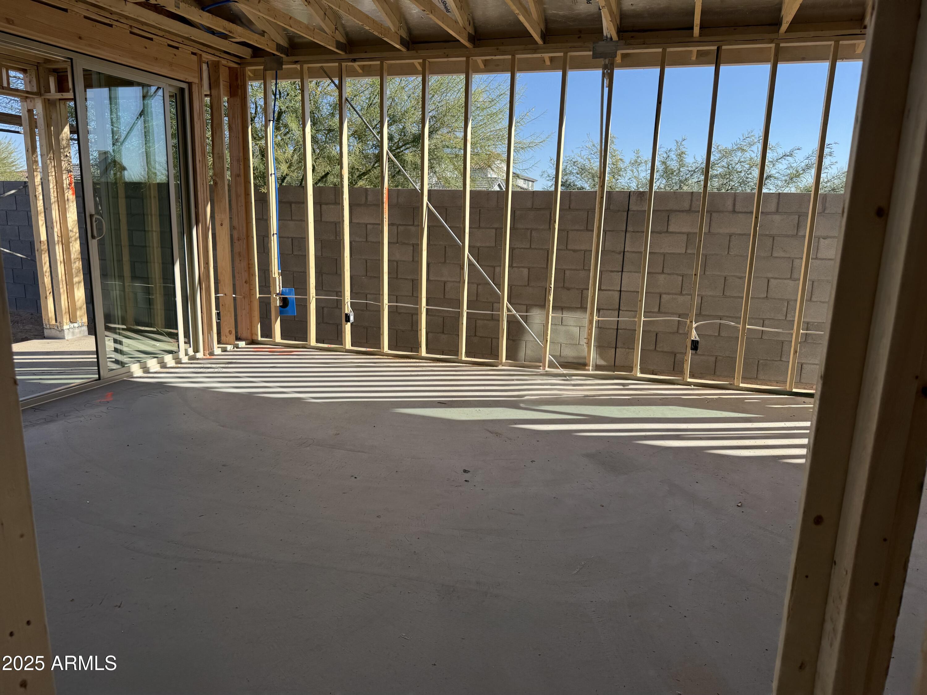 18200 W LA SENDA Drive