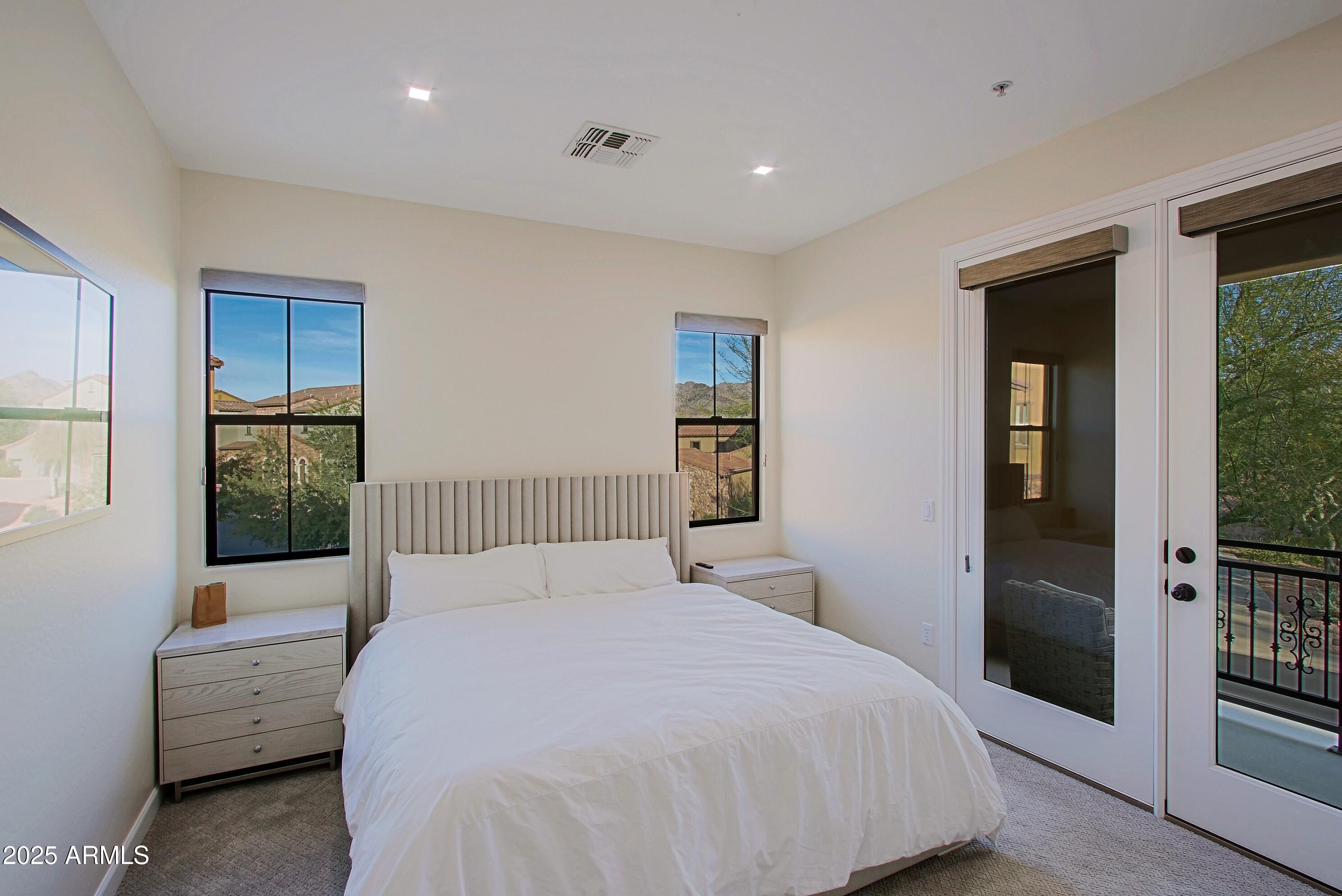 20750 N 87TH Street, 2115