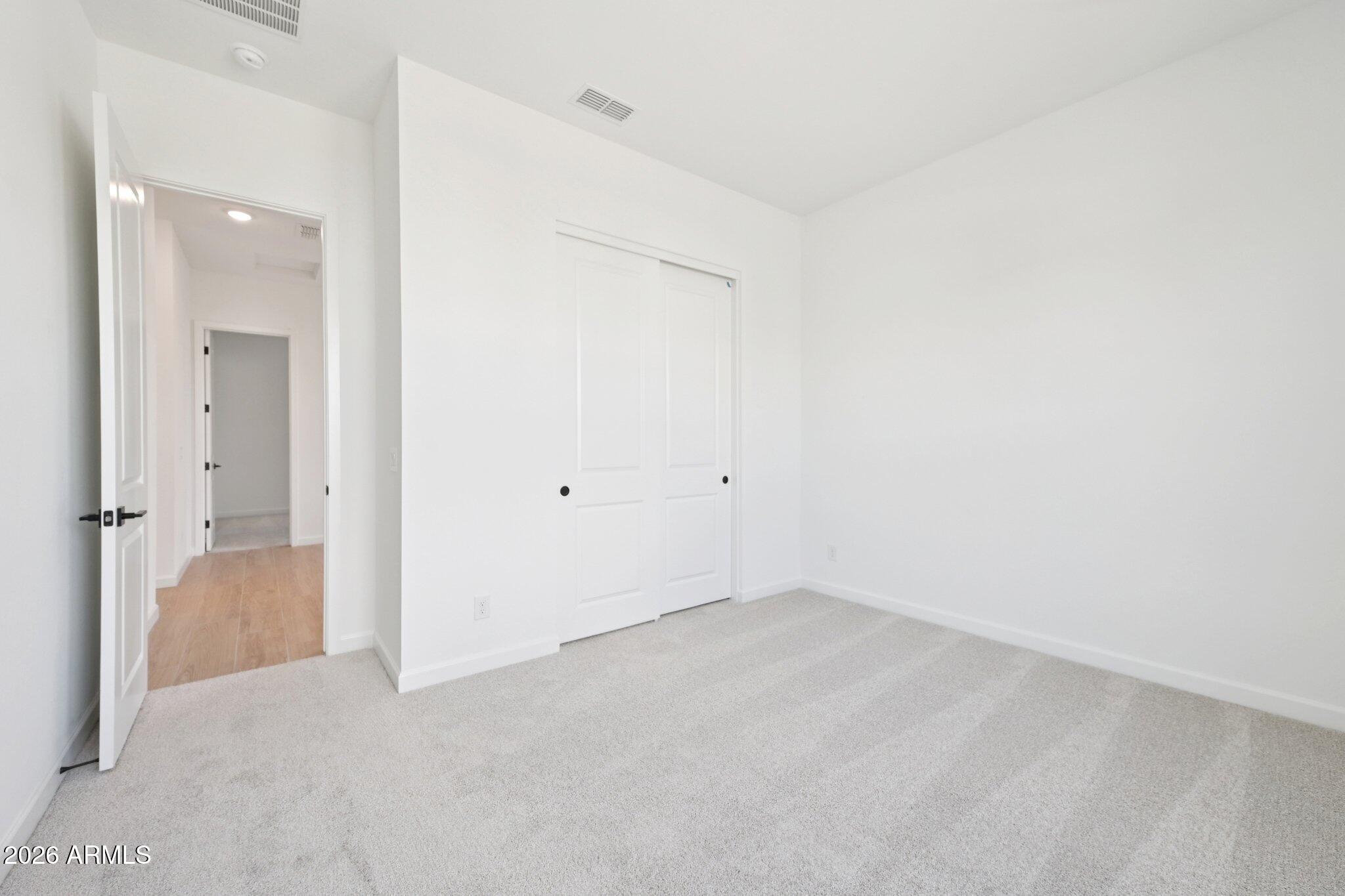 22913 E TWIN ACRES Drive