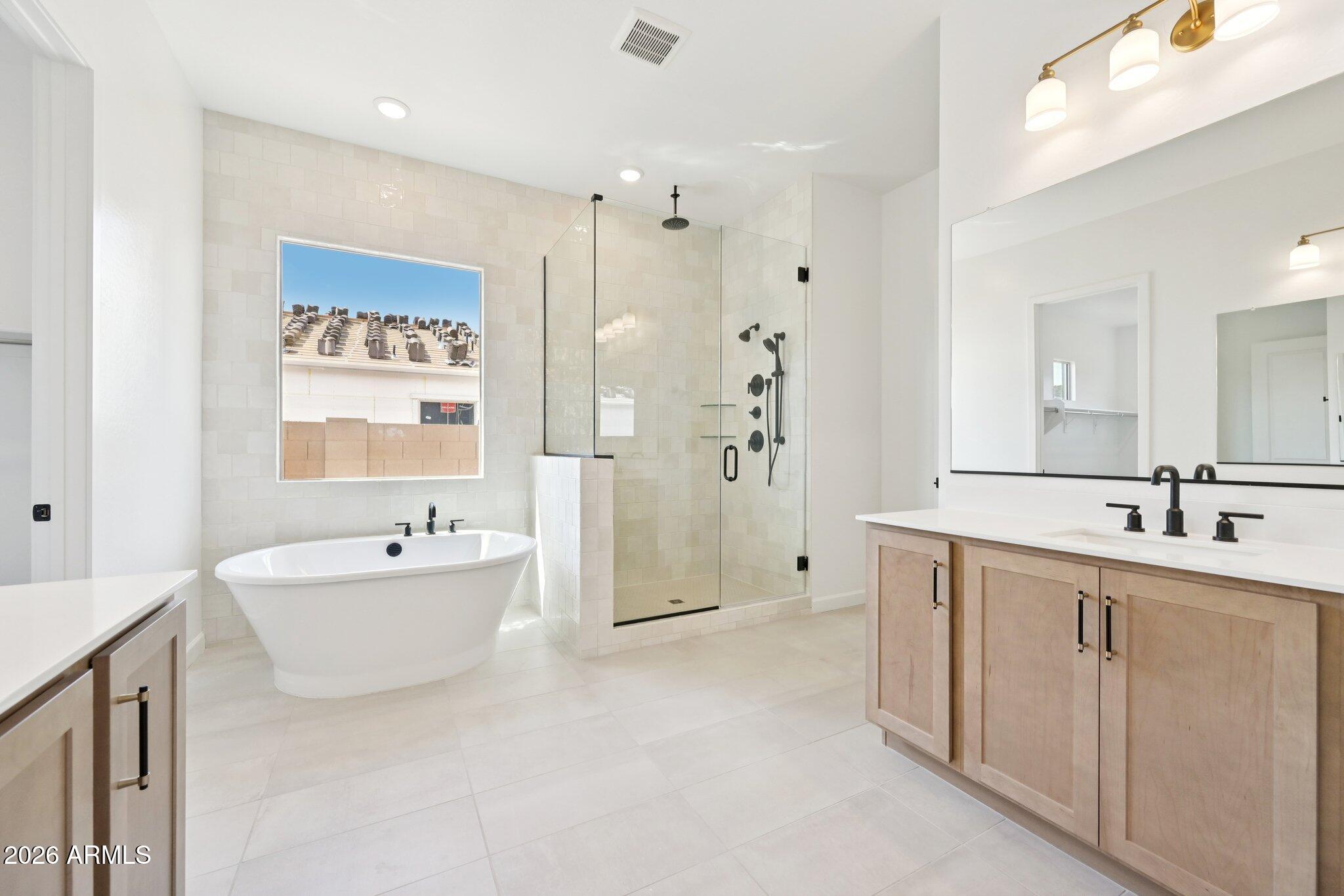 22913 E TWIN ACRES Drive