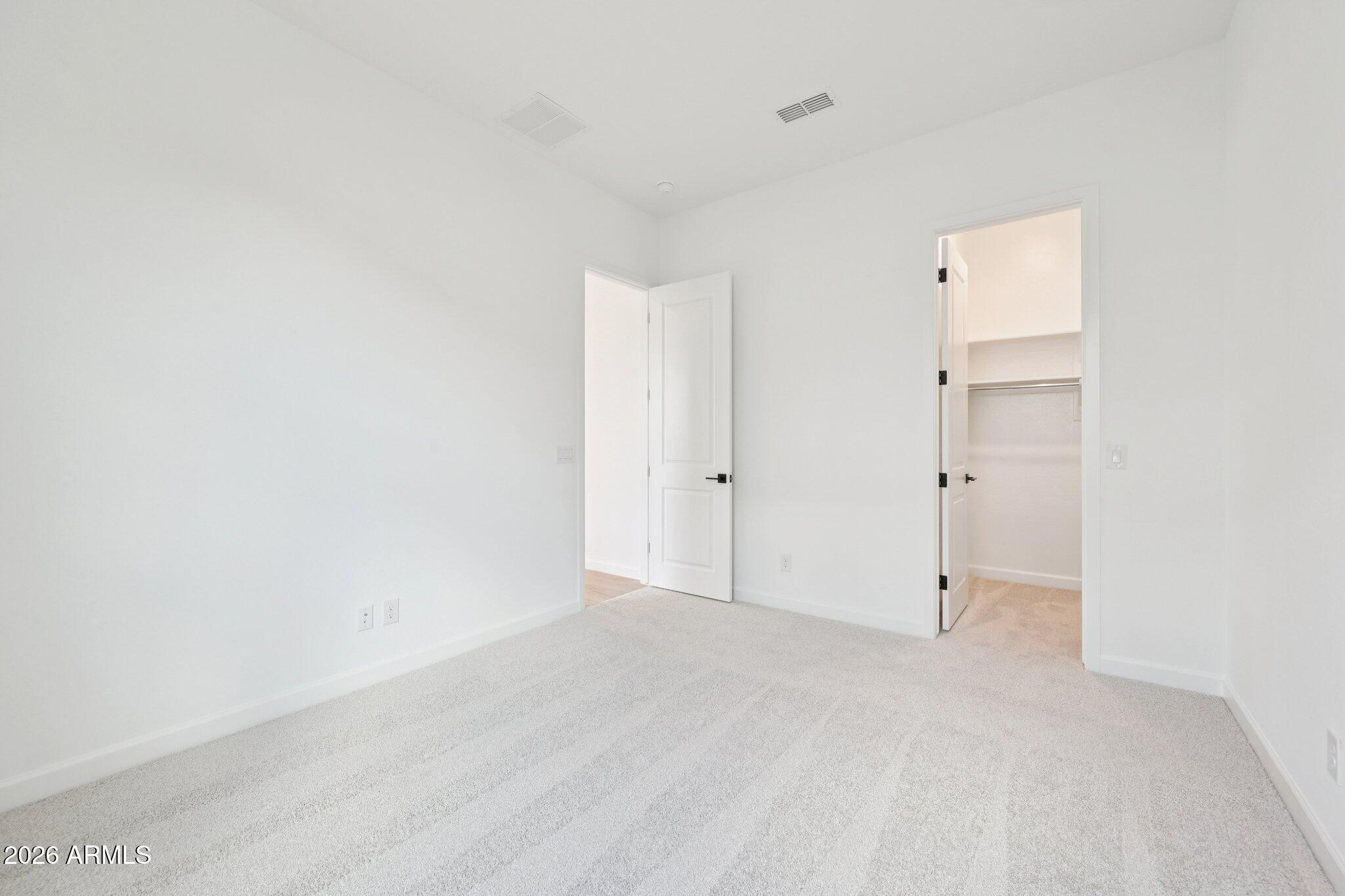 22913 E TWIN ACRES Drive