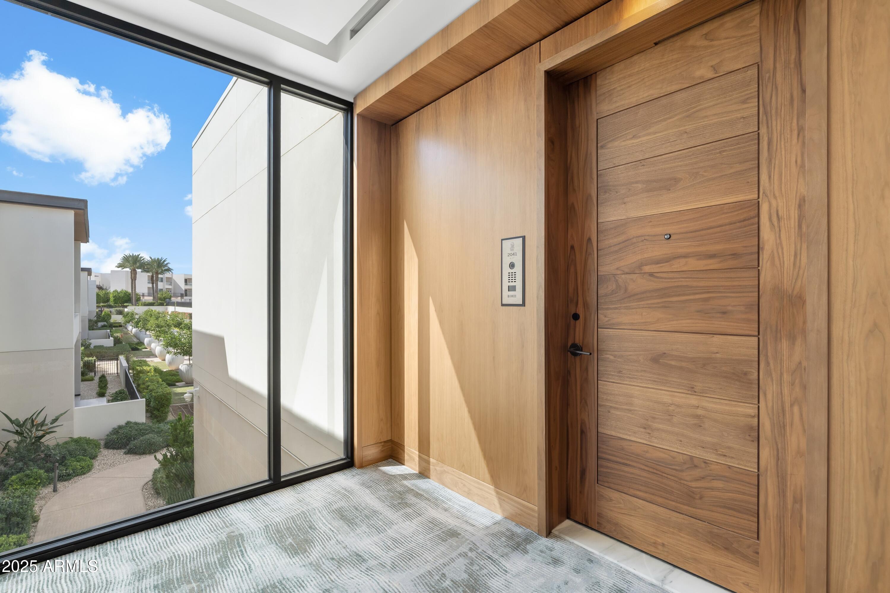 6587 N PALMERAIE Boulevard, 2041