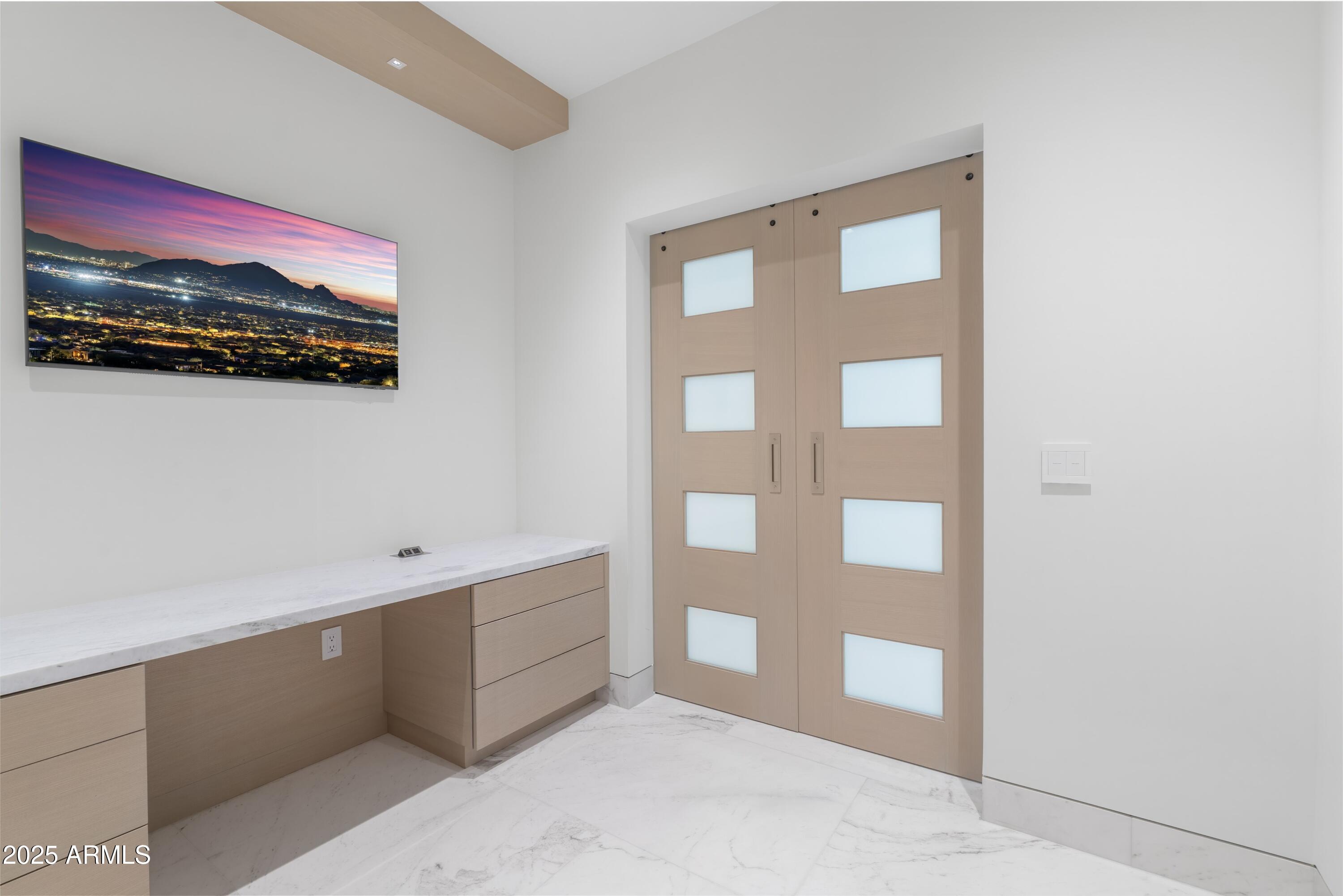 6587 N PALMERAIE Boulevard, 2041