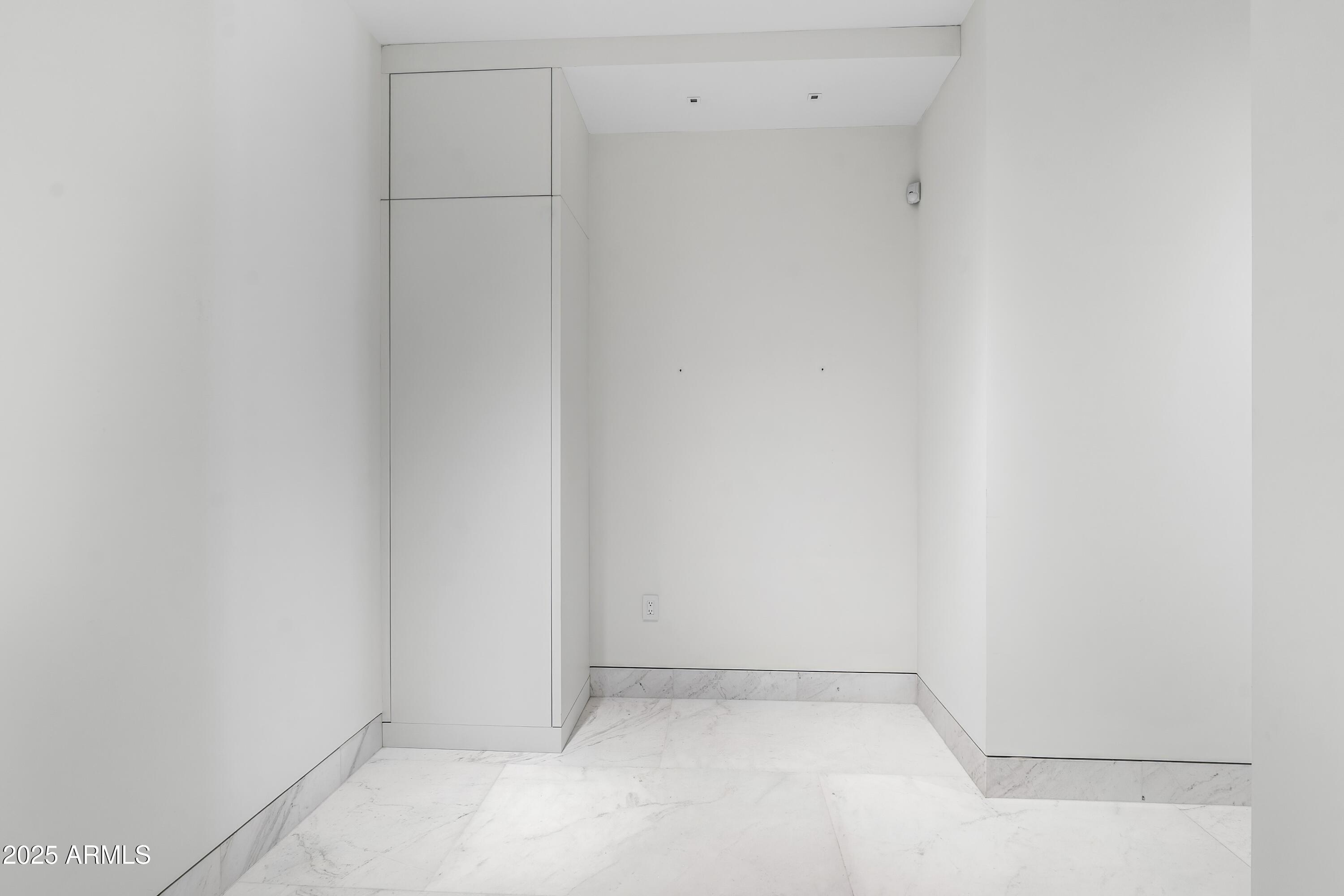 6587 N PALMERAIE Boulevard, 2041