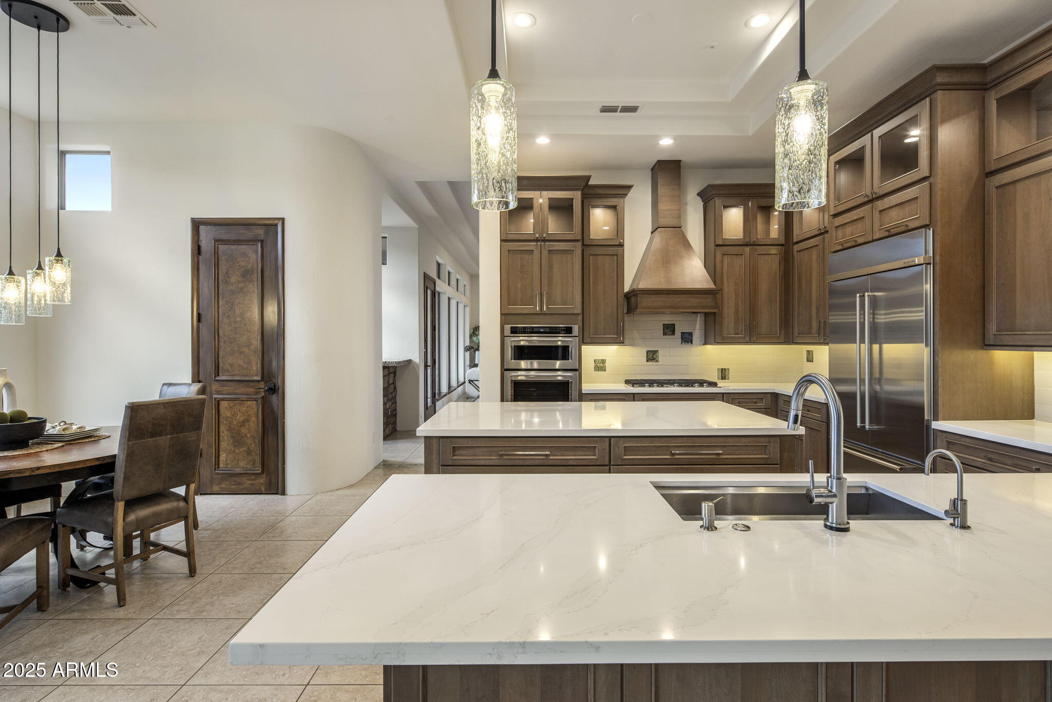 7846 E CANDELARIA Drive