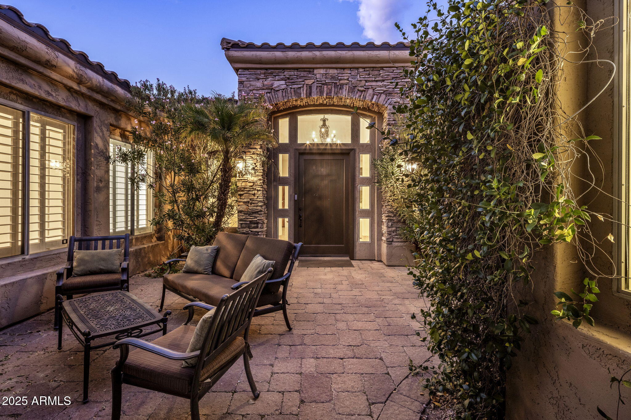 7846 E CANDELARIA Drive