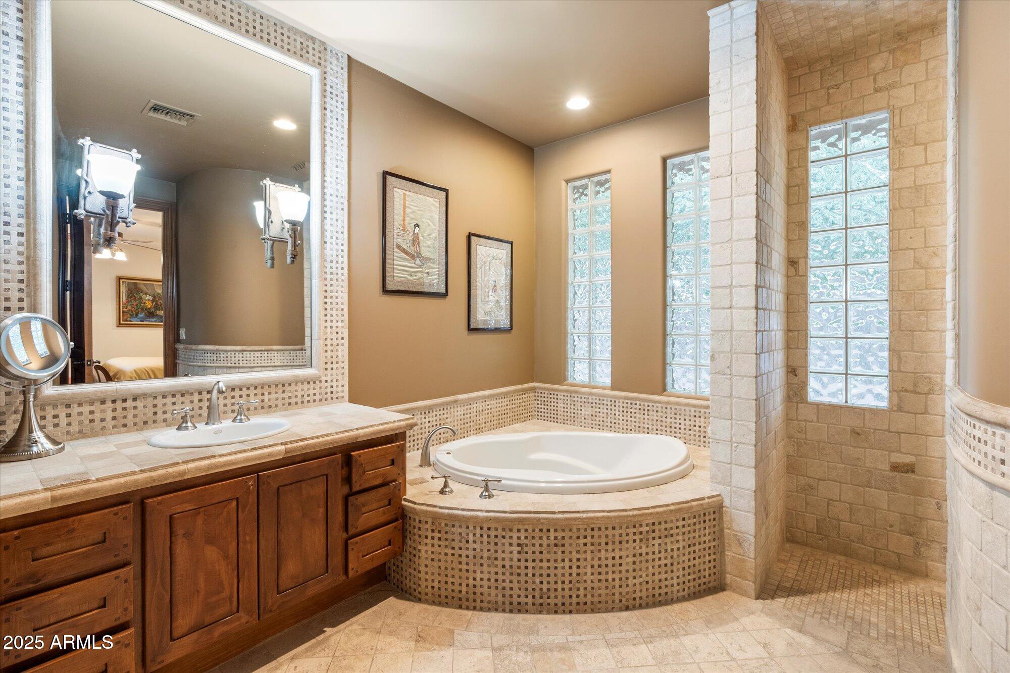 6402 E CHAPARRAL Road