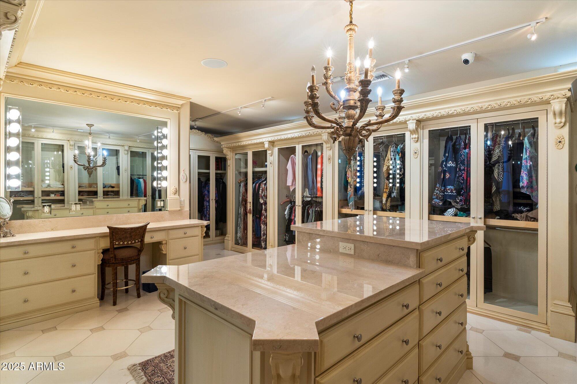 6402 E CHAPARRAL Road