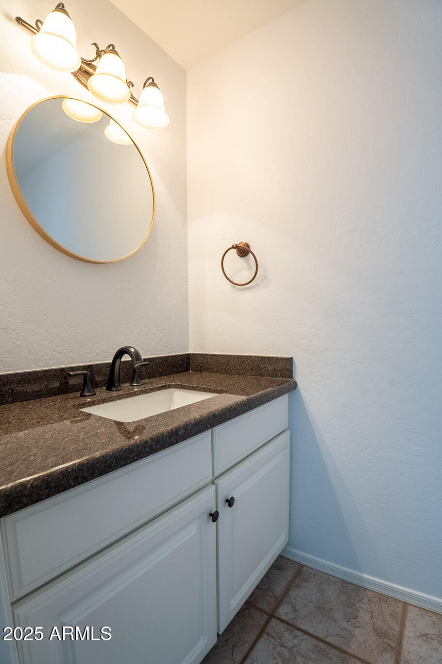 7240 N DREAMY DRAW Drive, 123