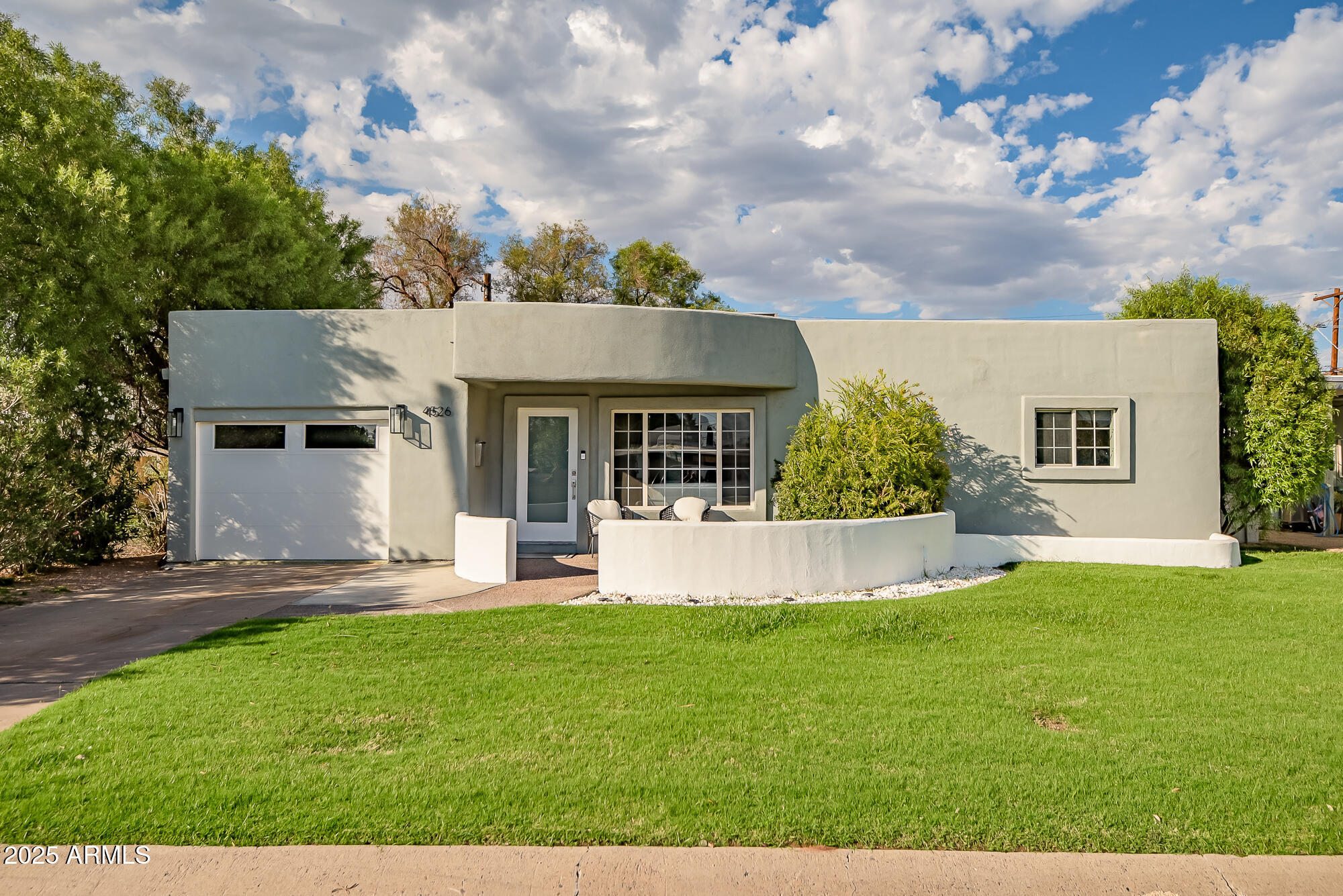 4526 E HEATHERBRAE Drive, Phoenix
