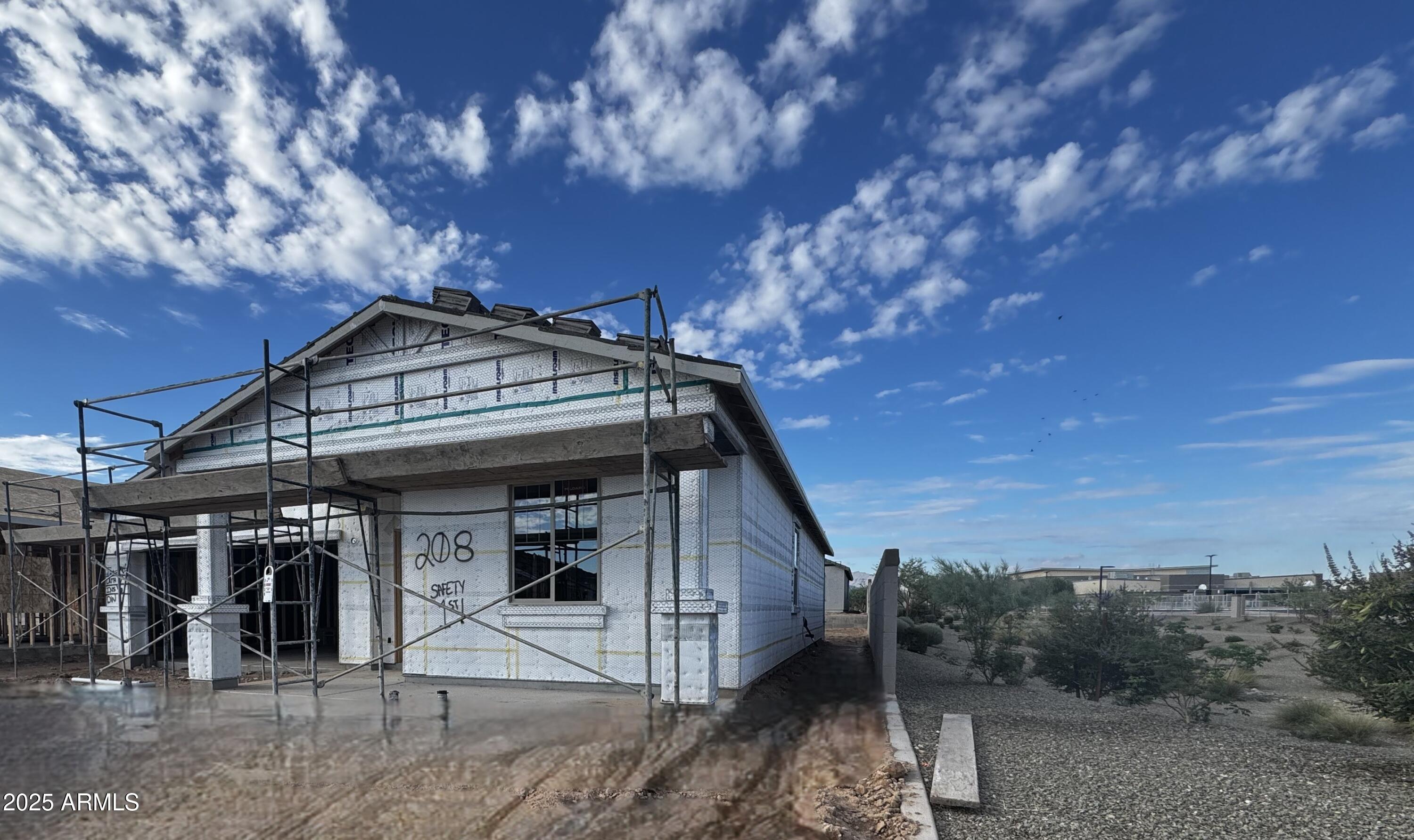 24196 W BOWKER Street