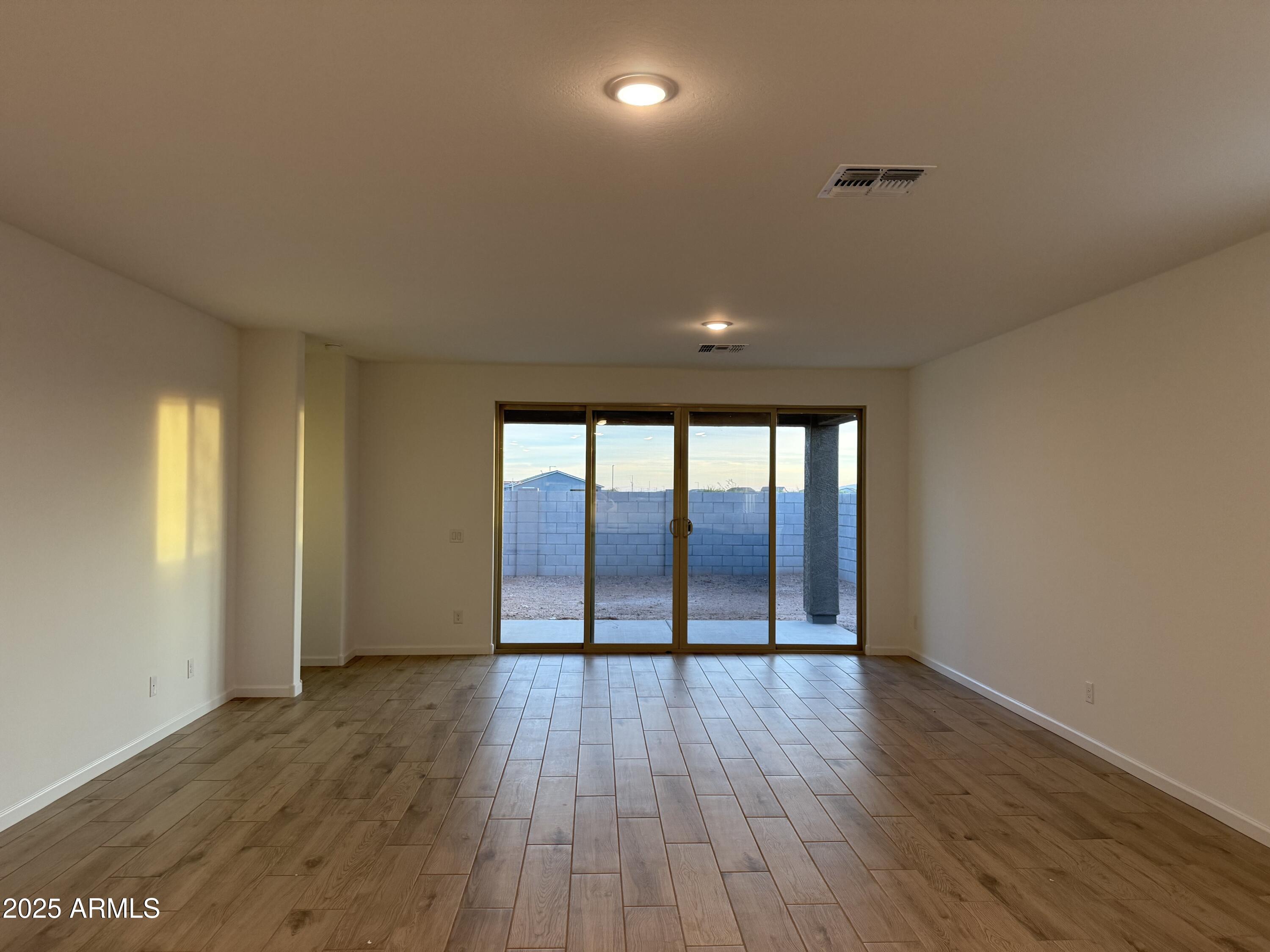 18277 W SOFT WIND Drive