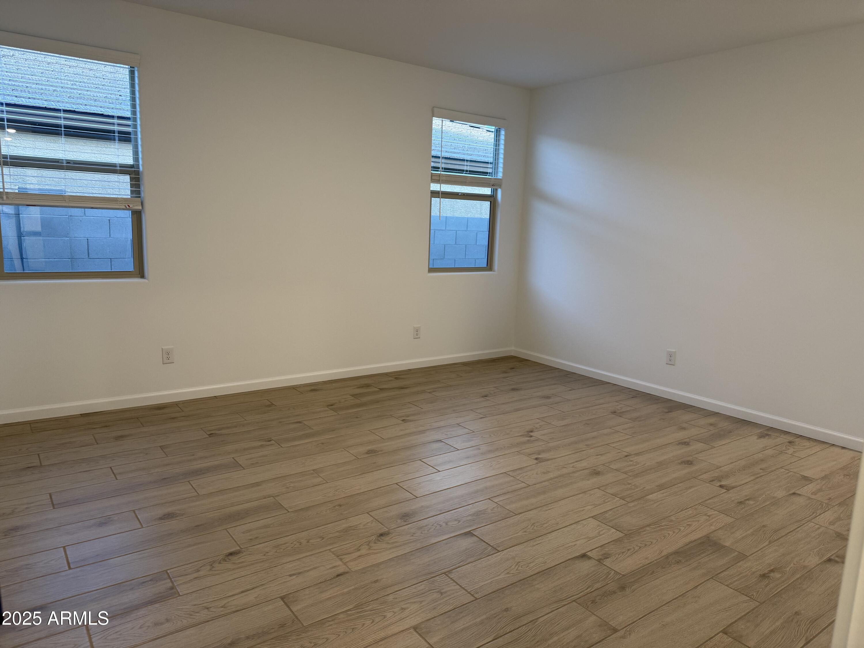 18277 W SOFT WIND Drive