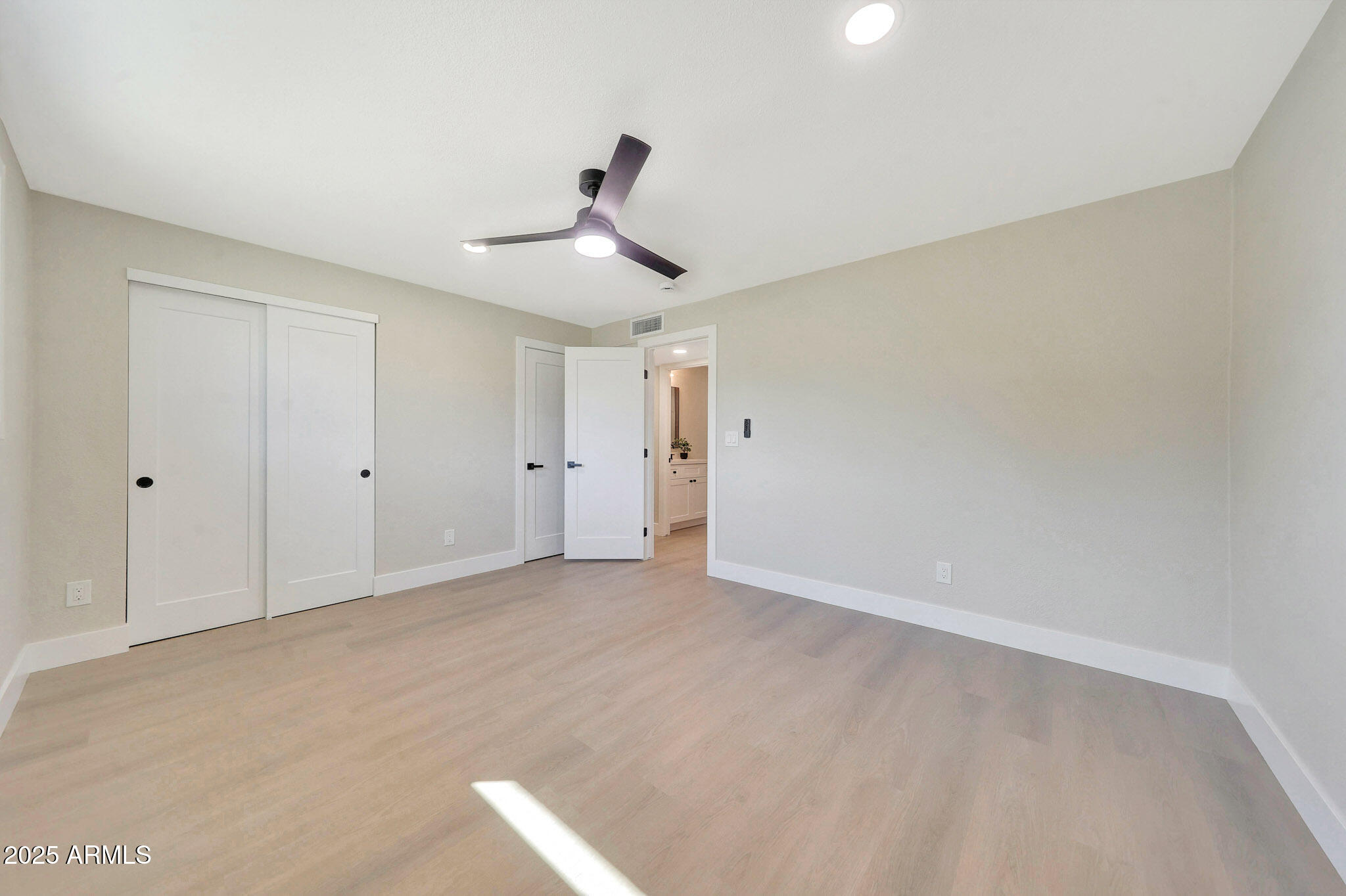 3116 W GELDING Drive