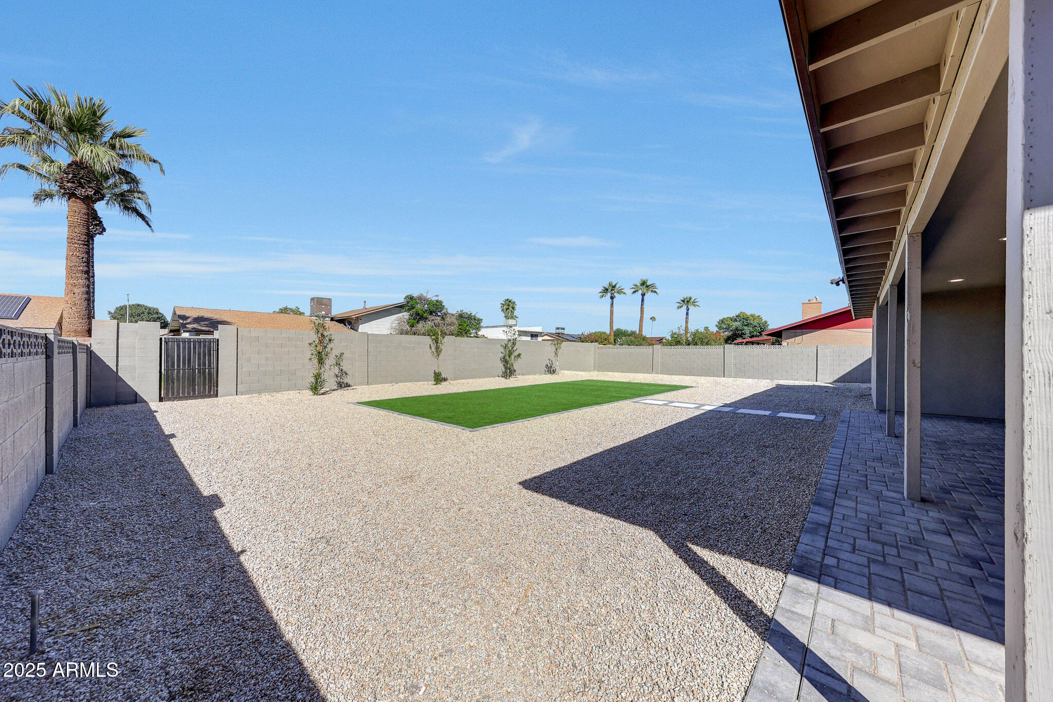 3116 W GELDING Drive