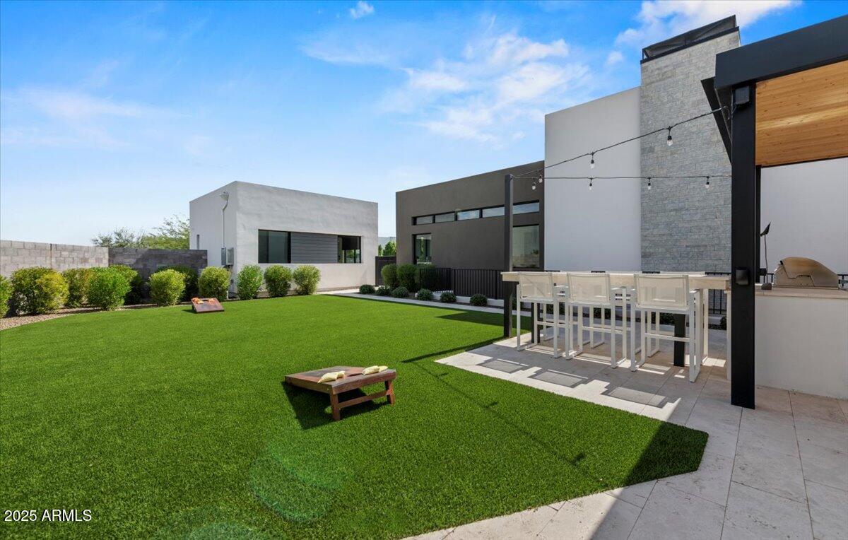 6802 E JOSHUA TREE Lane