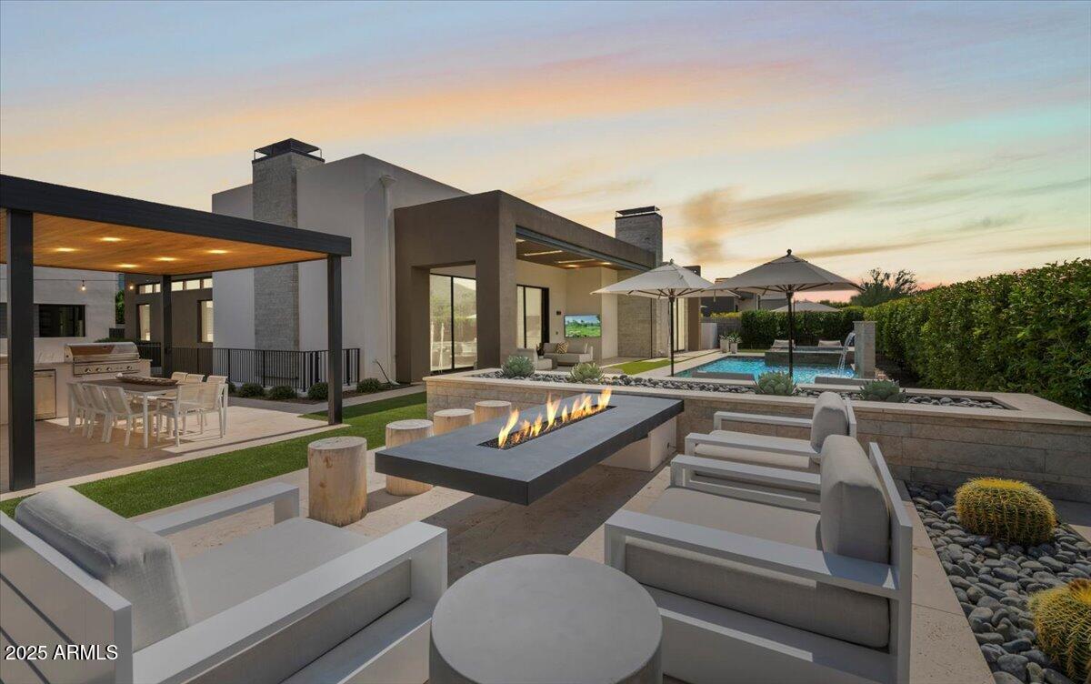 6802 E JOSHUA TREE Lane