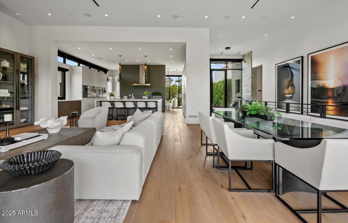 6802 E JOSHUA TREE Lane