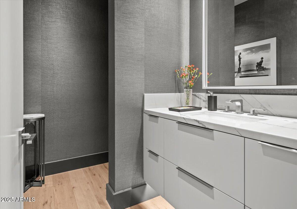 6802 E JOSHUA TREE Lane