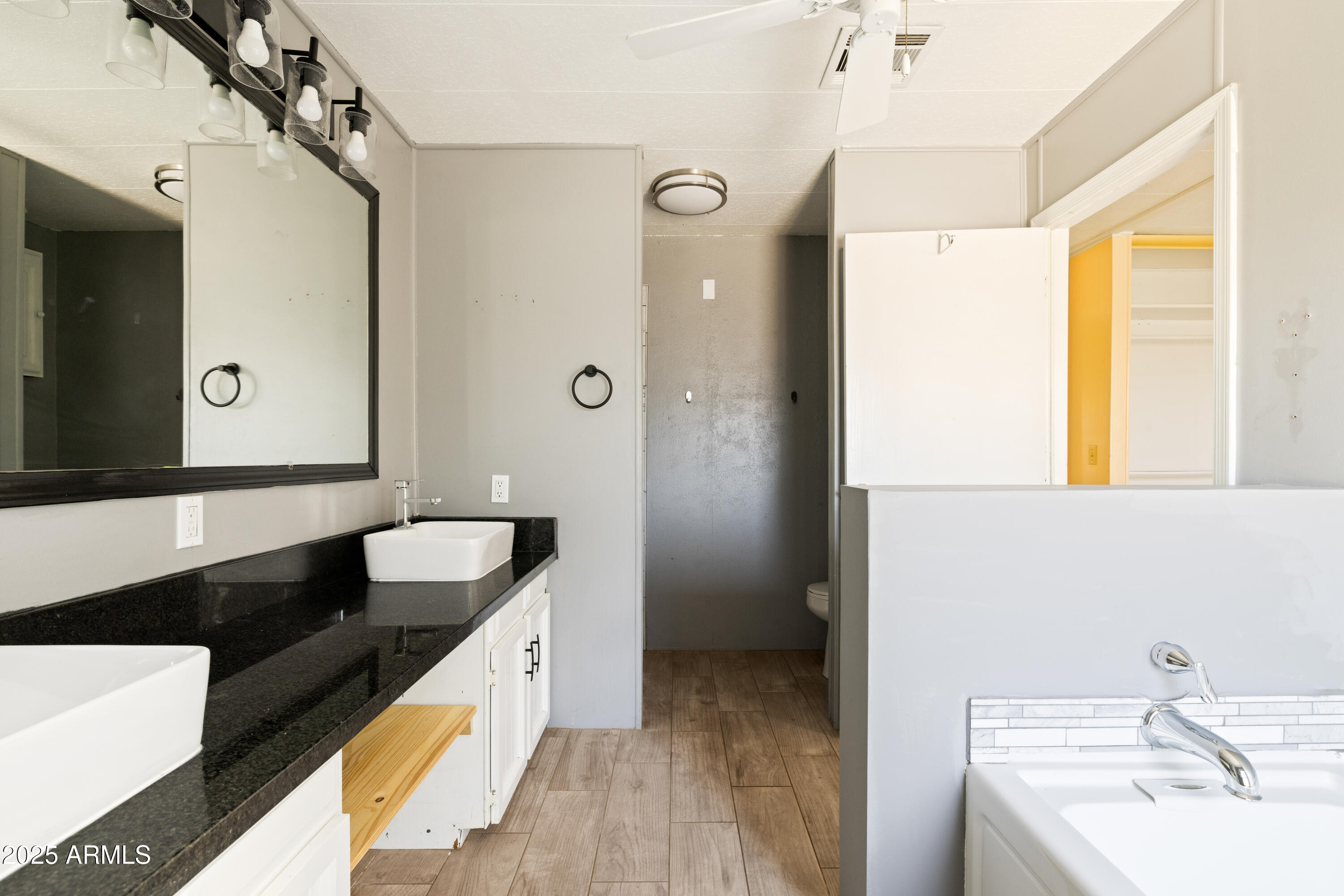 25424 S MONTANA Avenue, Sun Lakes